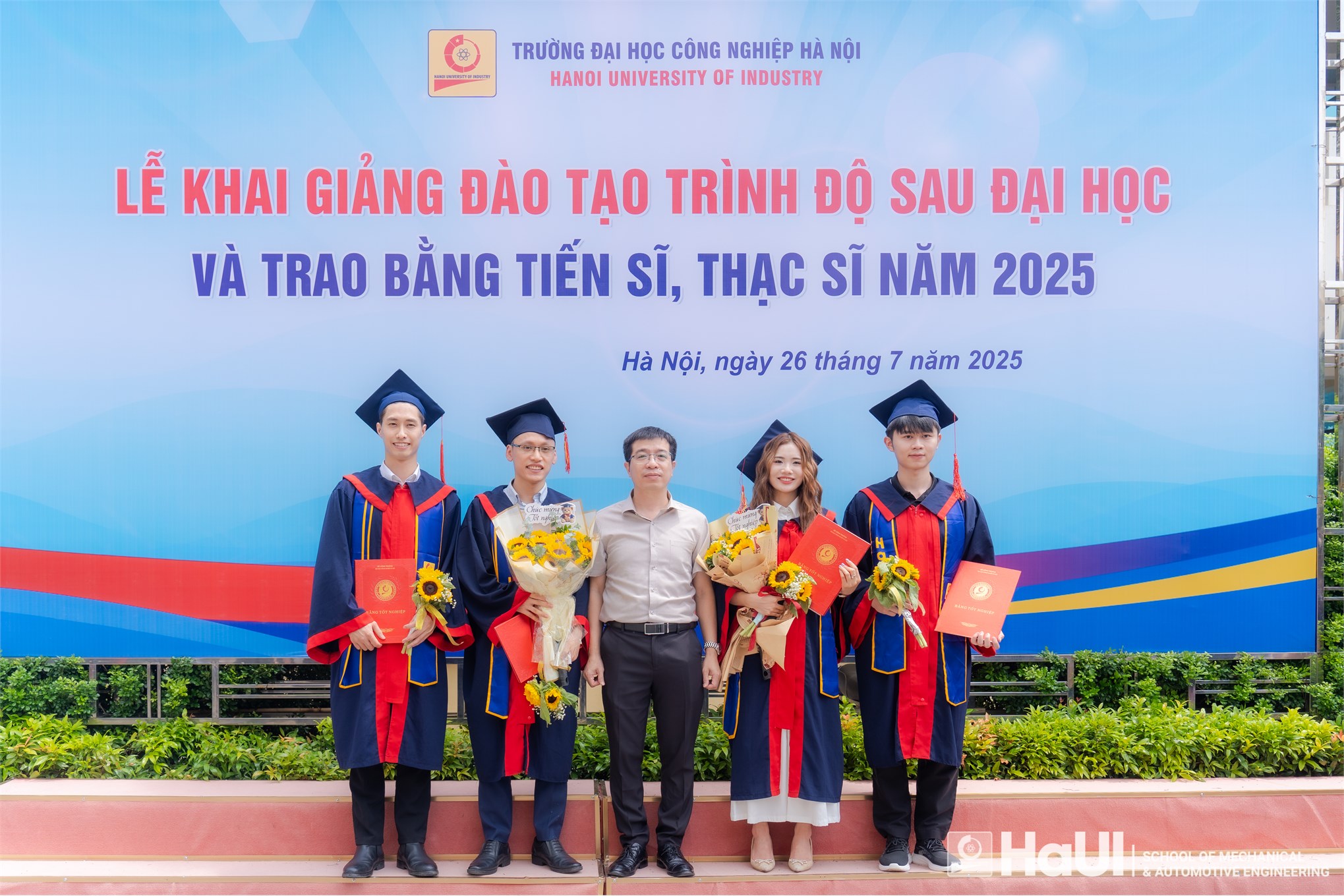 Tân thạc sĩ 2025 Trường Cơ khí – Ô tô: Nguồn nhân lực tinh hoa sẵn sàng cho cách mạng công nghiệp tương lai