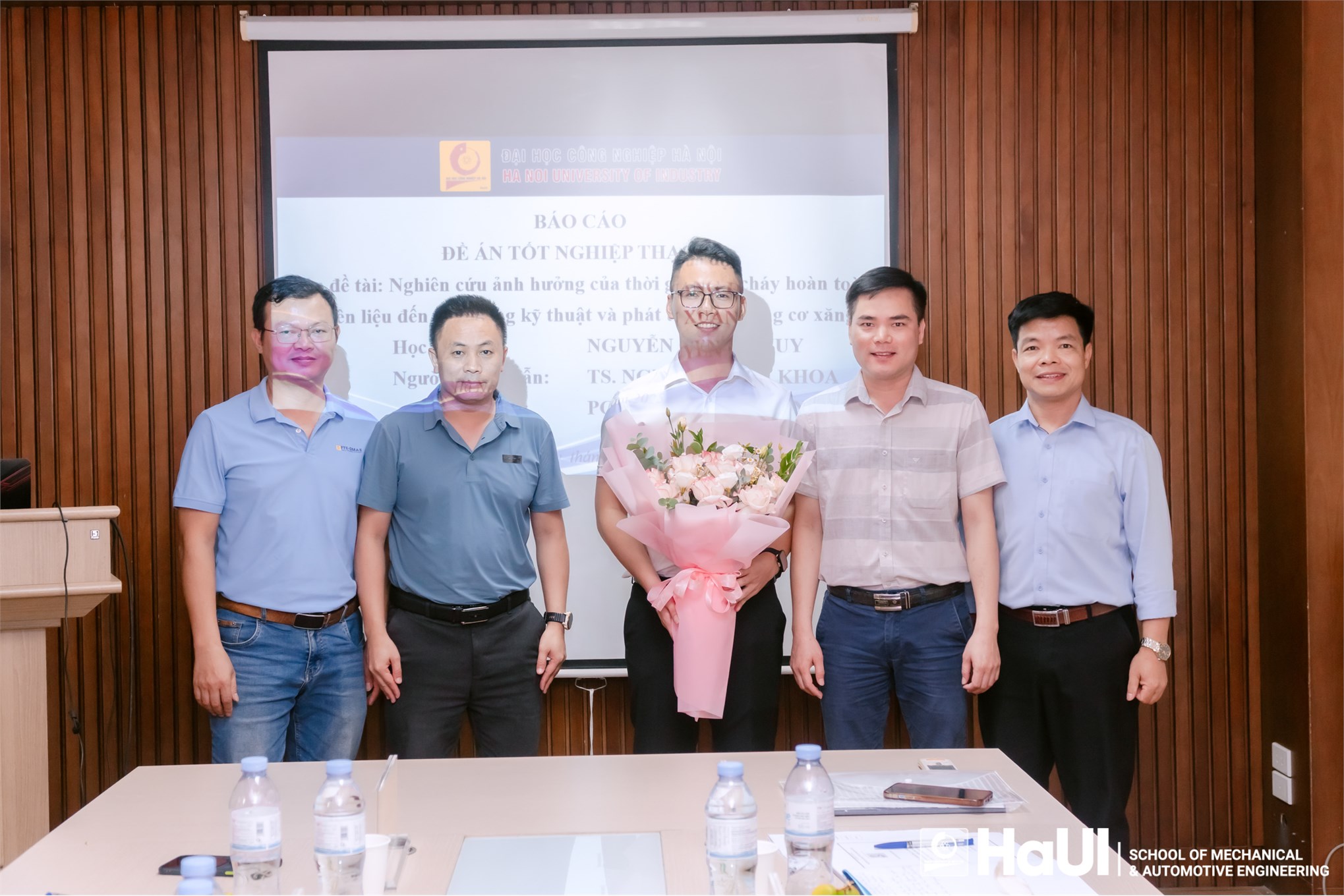 Đề án tốt nghiệp Thạc sĩ ngành Kỹ thuật Cơ khí động lực - Khẳng định vị thế đào tạo sau đại học và nghiên cứu chuyên sâu tại Trường Cơ khí – Ô tô