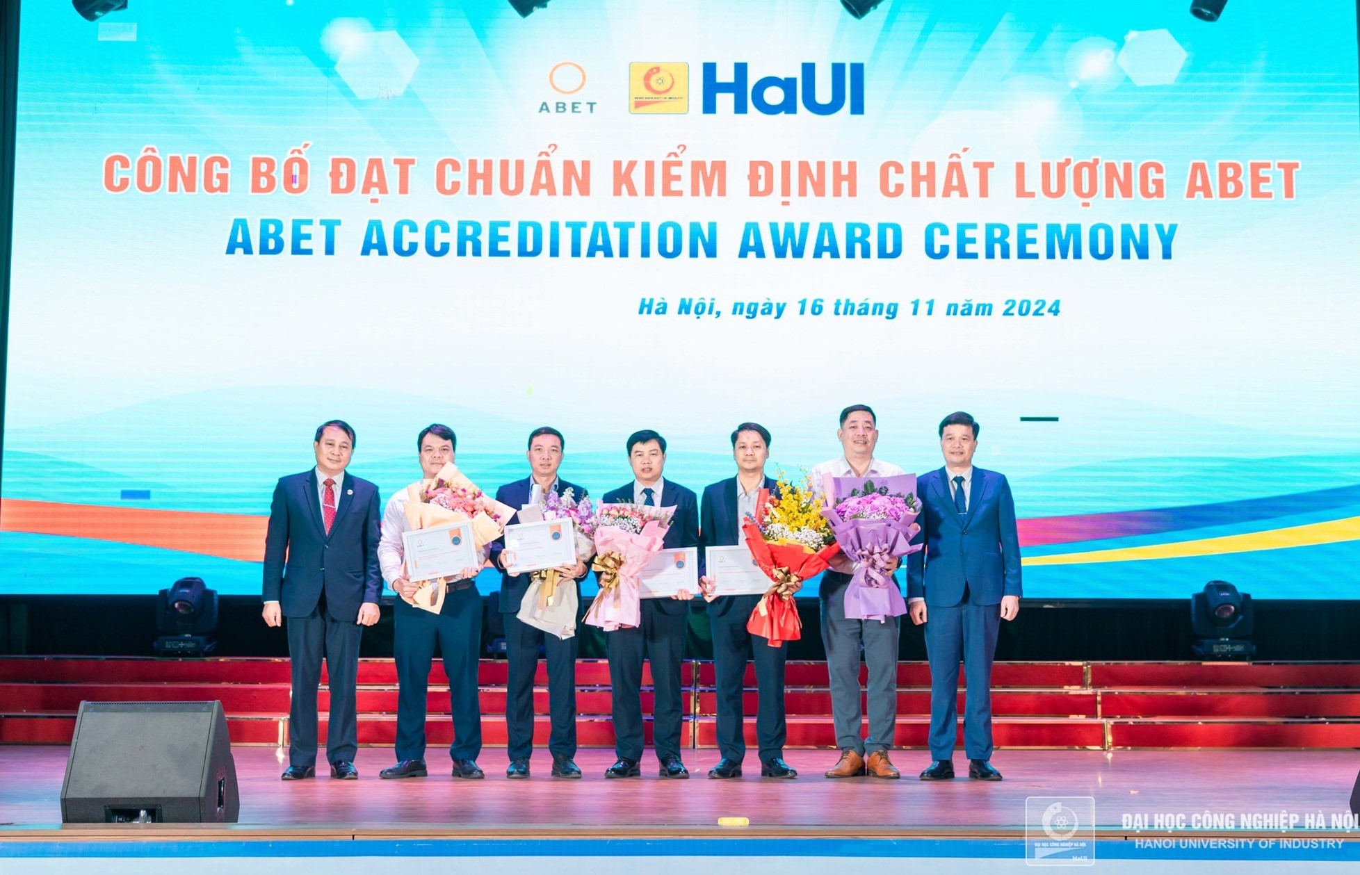 Chứng nhận kiểm định ABET – Tấm hộ chiếu học thuật toàn cầu cho sinh viên Trường Cơ khí – Ô tô