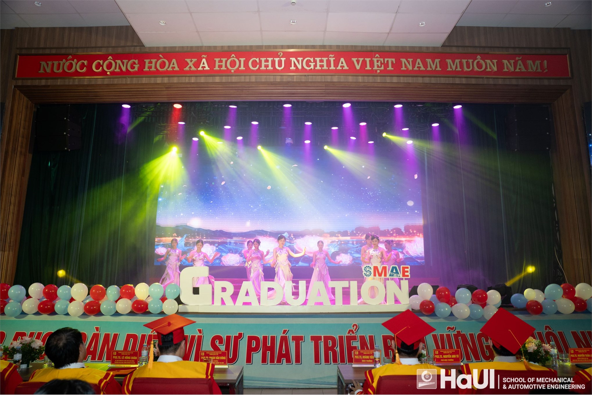 Lễ tốt nghiệp 2025, Trường Cơ khí - Ô tô – Hành trình mới bắt đầu từ tri thức và đam mê