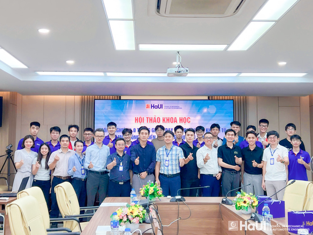 Hội thảo khoa học `Công nghiệp 4.0 trong giảng dạy tại Trường Cơ khí – Ô tô: Từ mô phỏng số đến hệ thống thực thi sản xuất`