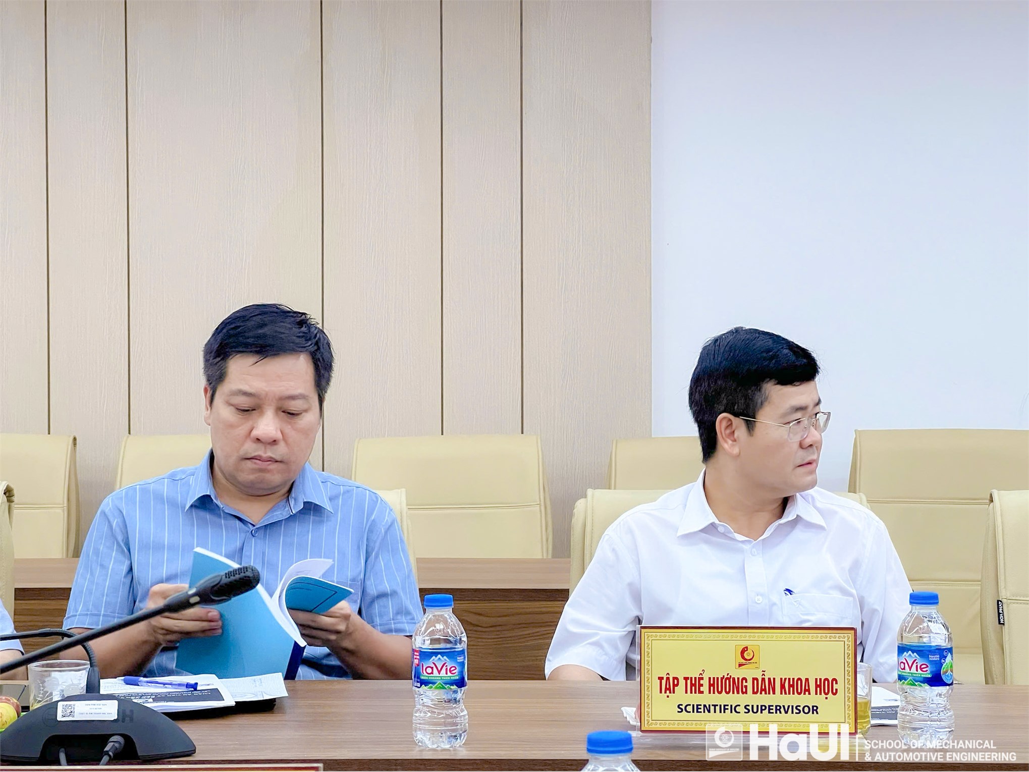 NCS Nguyễn Hồng Tiến bảo vệ thành công luận án tiến sĩ cấp đơn vị