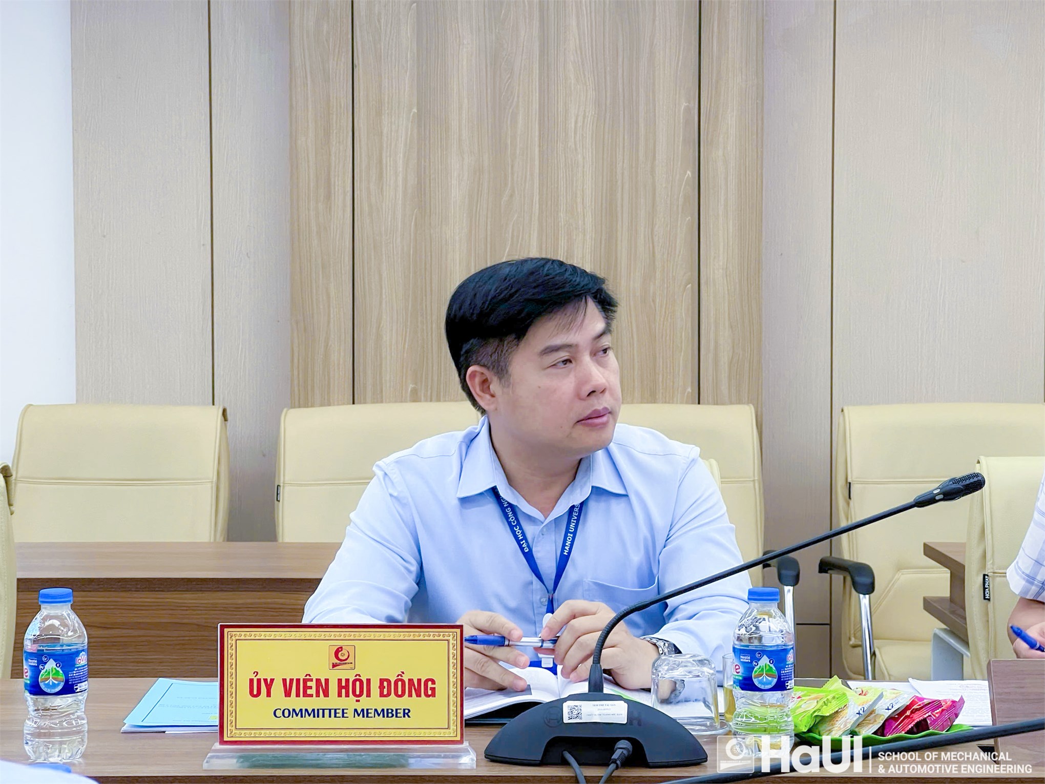 NCS Nguyễn Hồng Tiến bảo vệ thành công luận án tiến sĩ cấp đơn vị
