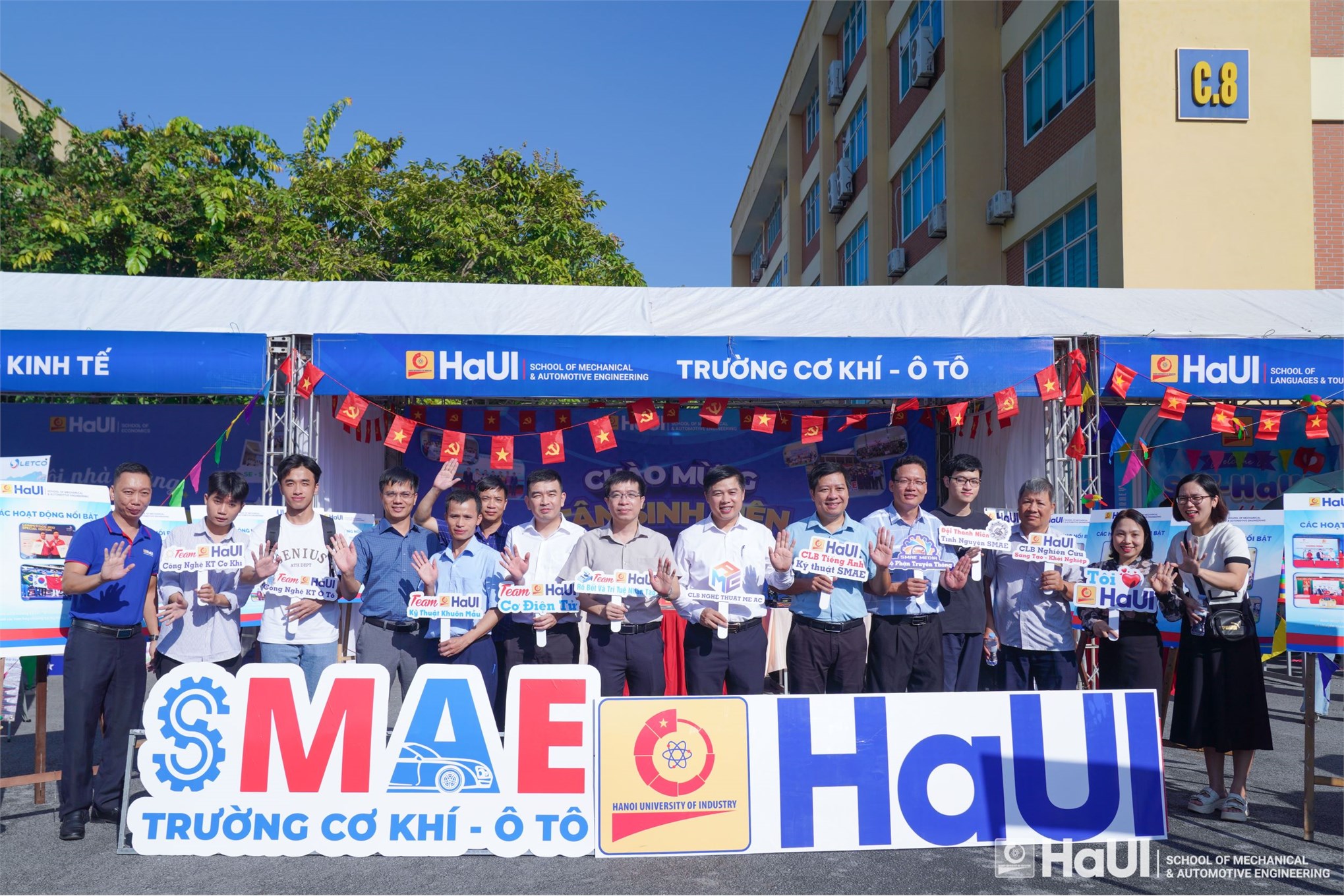 Rộn ràng chào đón tân sinh viên K20 - Năm học mới khởi đầu cho một hành trình bứt phá