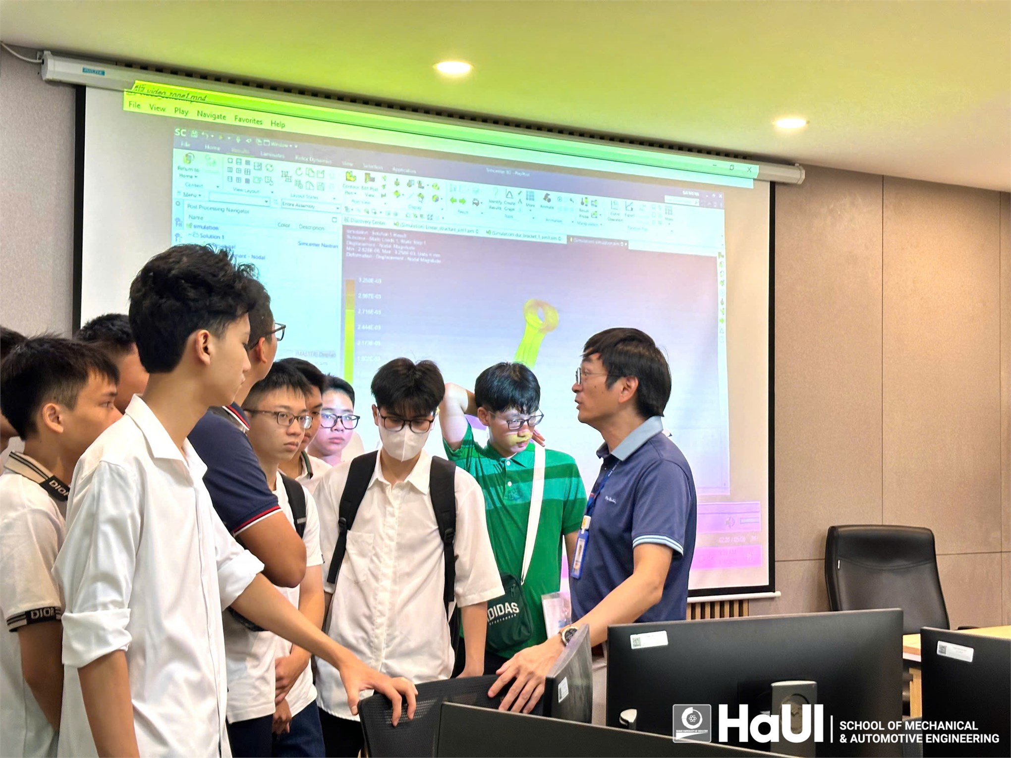 Rộn ràng chào đón tân sinh viên K20 - Năm học mới khởi đầu cho một hành trình bứt phá