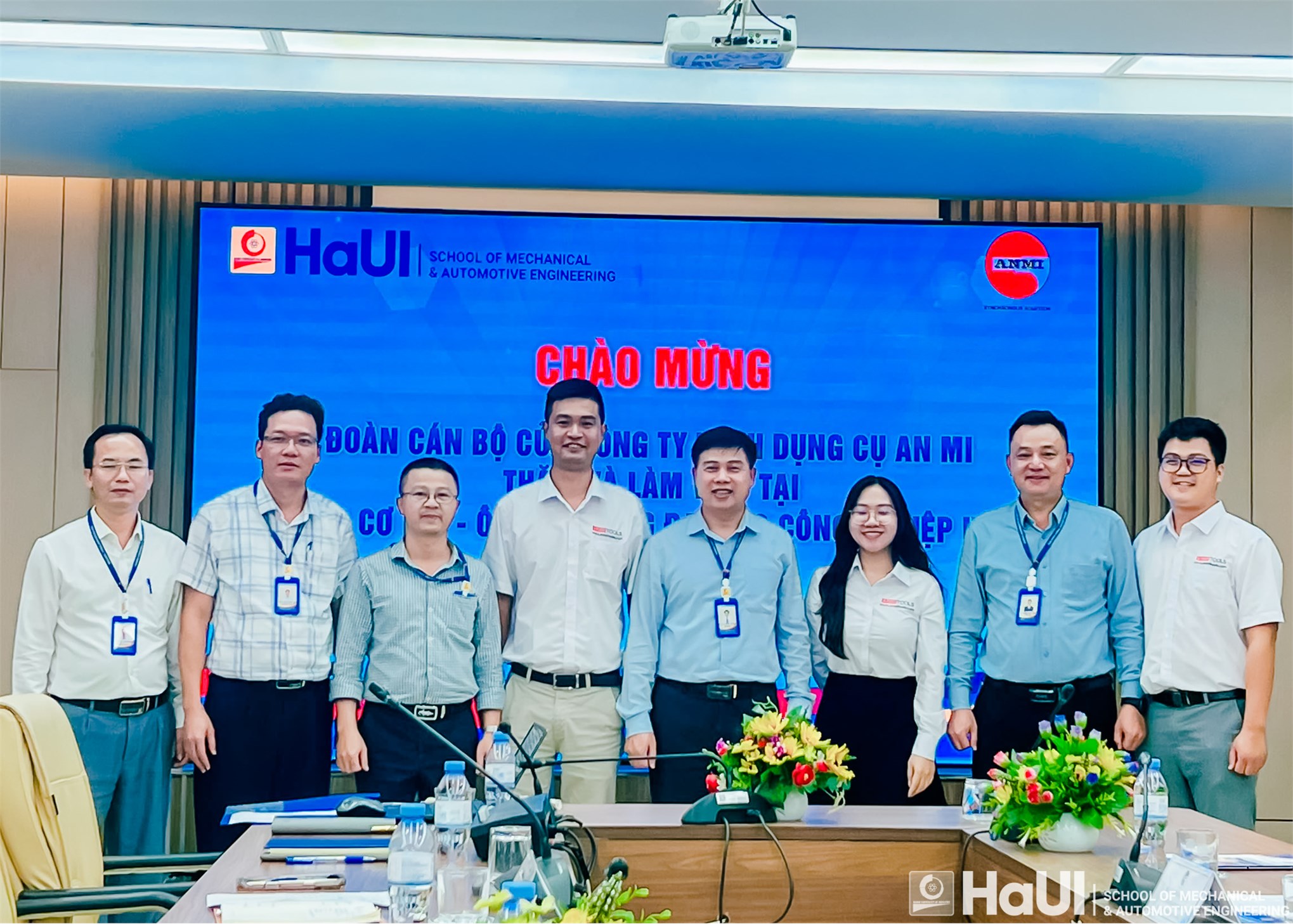 Trường Cơ khí – Ô tô hợp tác chiến lược với Công ty TNHH Dụng cụ An Mi, hướng tới xây dựng Trung tâm Nghiên cứu ứng dụng dụng cụ cắt