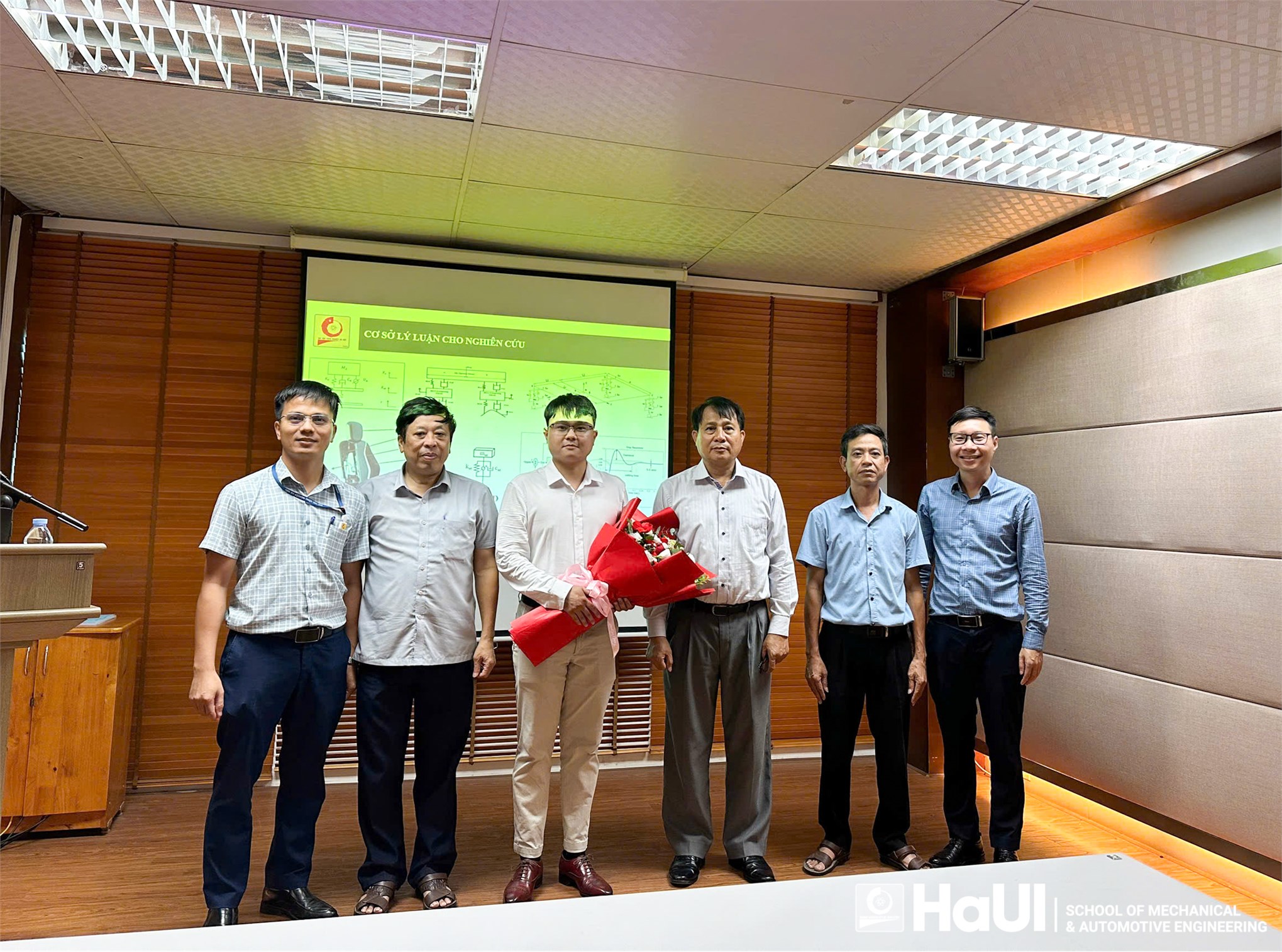 Master's Theses in Mechanical Transportation Engineering: Affirming the School of Mechanical and Automotive Engineering's Position in Postgraduate Education and Specialized Research