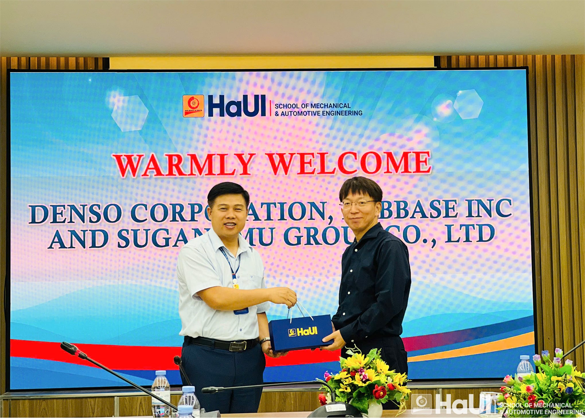 Trường Cơ khí - Ô tô hợp tác chiến lược với các tập đoàn công nghệ hàng đầu Nhật Bản