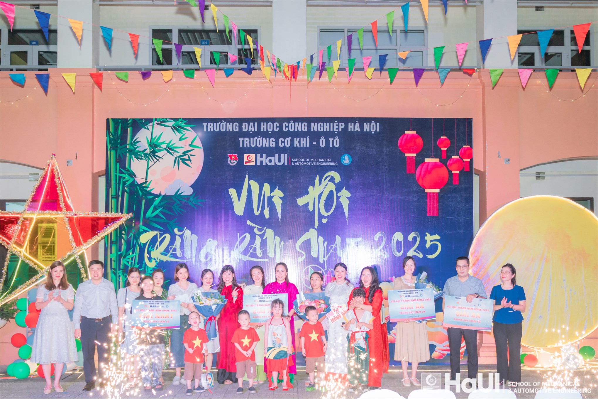 Trăng rằm yêu thương, SMAE - kết nối tình thân