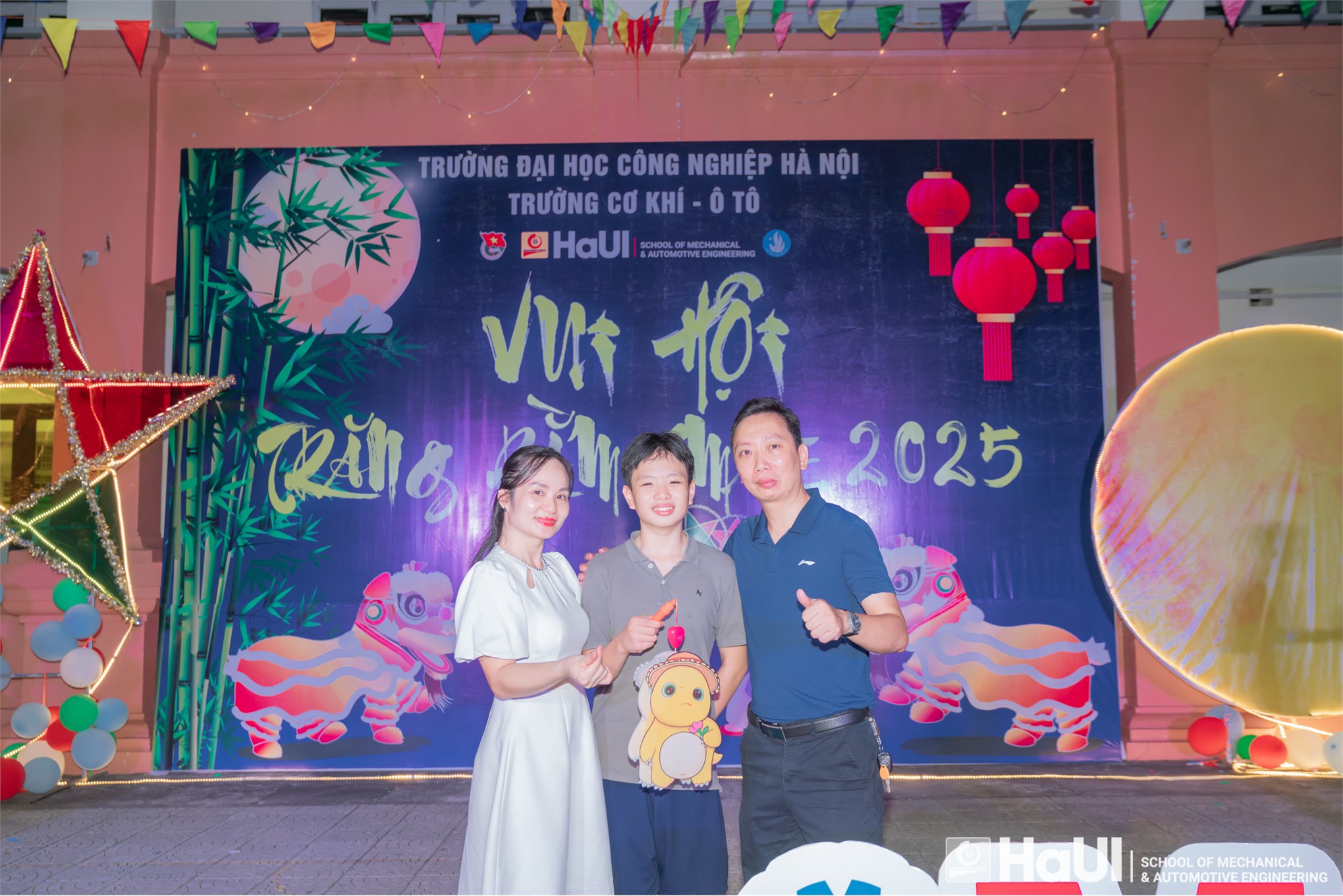 Trăng rằm yêu thương, SMAE - kết nối tình thân