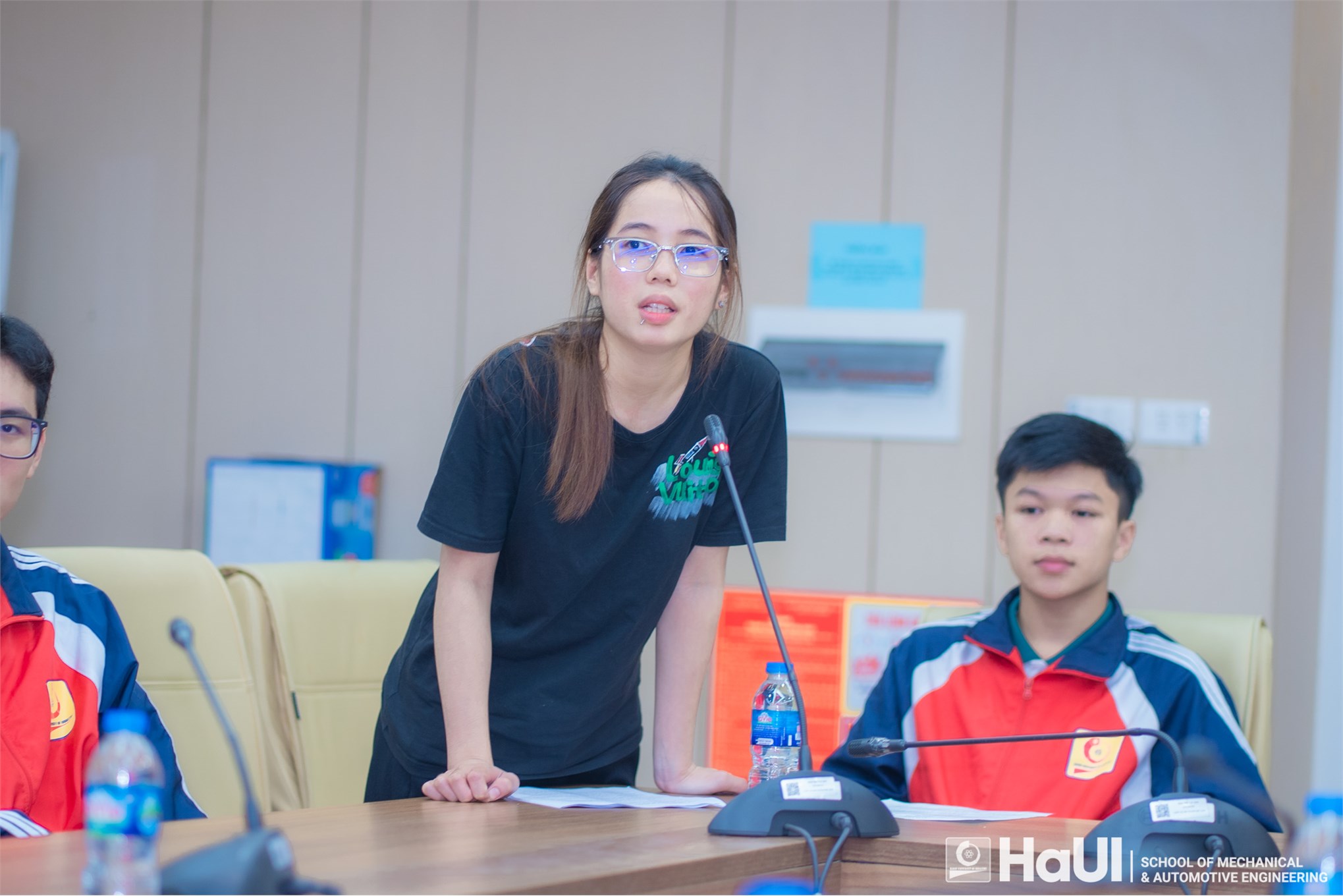 Hội thảo khoa học `Xu hướng trong thiết kế và chế tạo của ngành công nghiệp sản xuất bền vững`