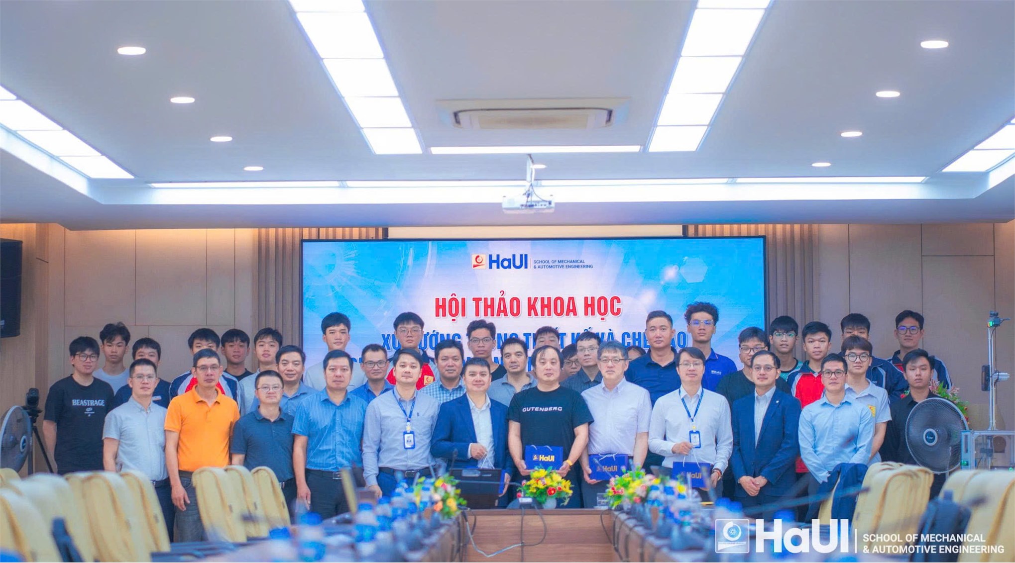 Hội thảo khoa học `Xu hướng trong thiết kế và chế tạo của ngành công nghiệp sản xuất bền vững`