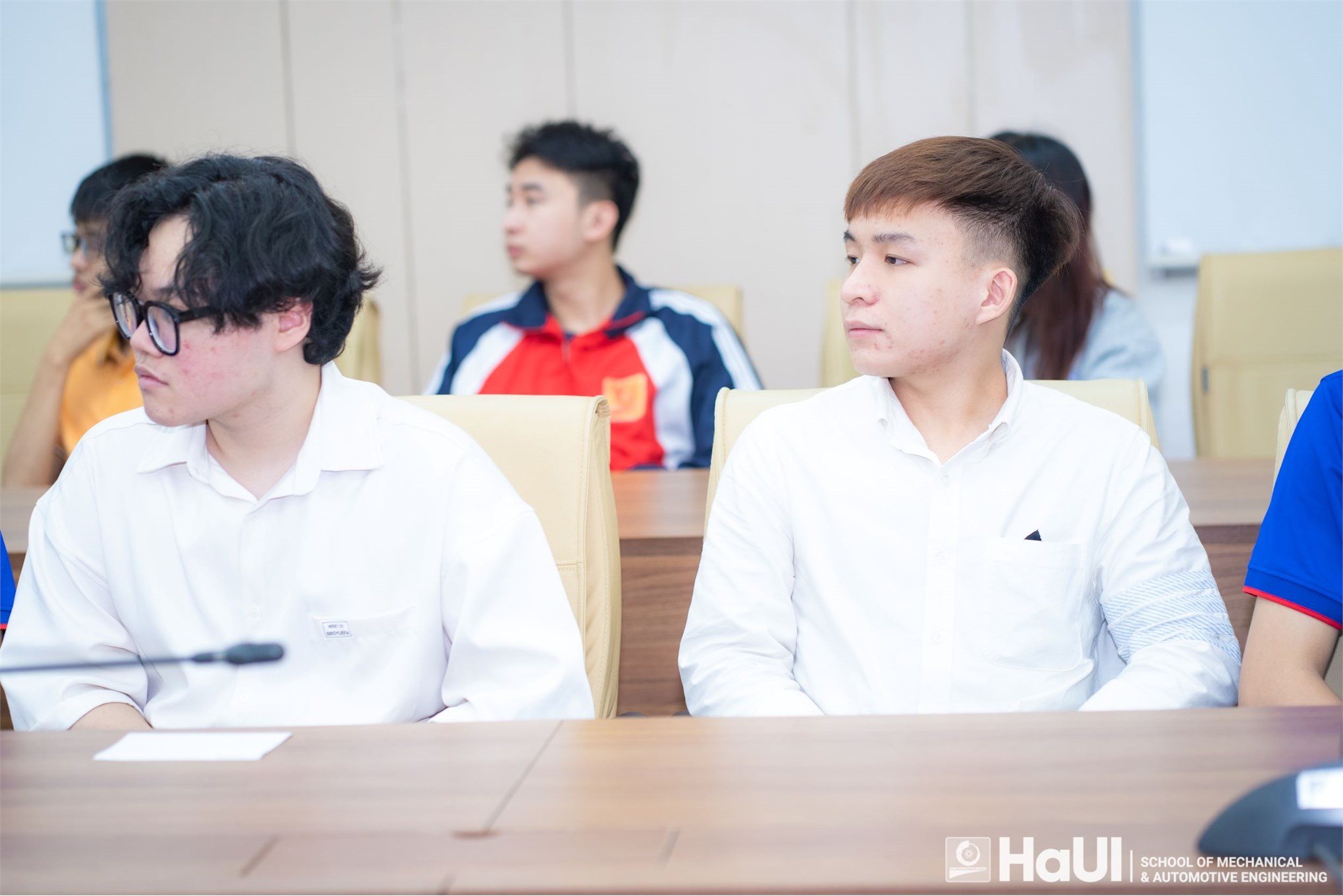 Trường Cơ khí – Ô tô tổ chức hội nghị lớp trưởng, bí thư chi đoàn – thu thập góp ý thẳng thắn, đặt sinh viên vào vị trí trung tâm phát triển