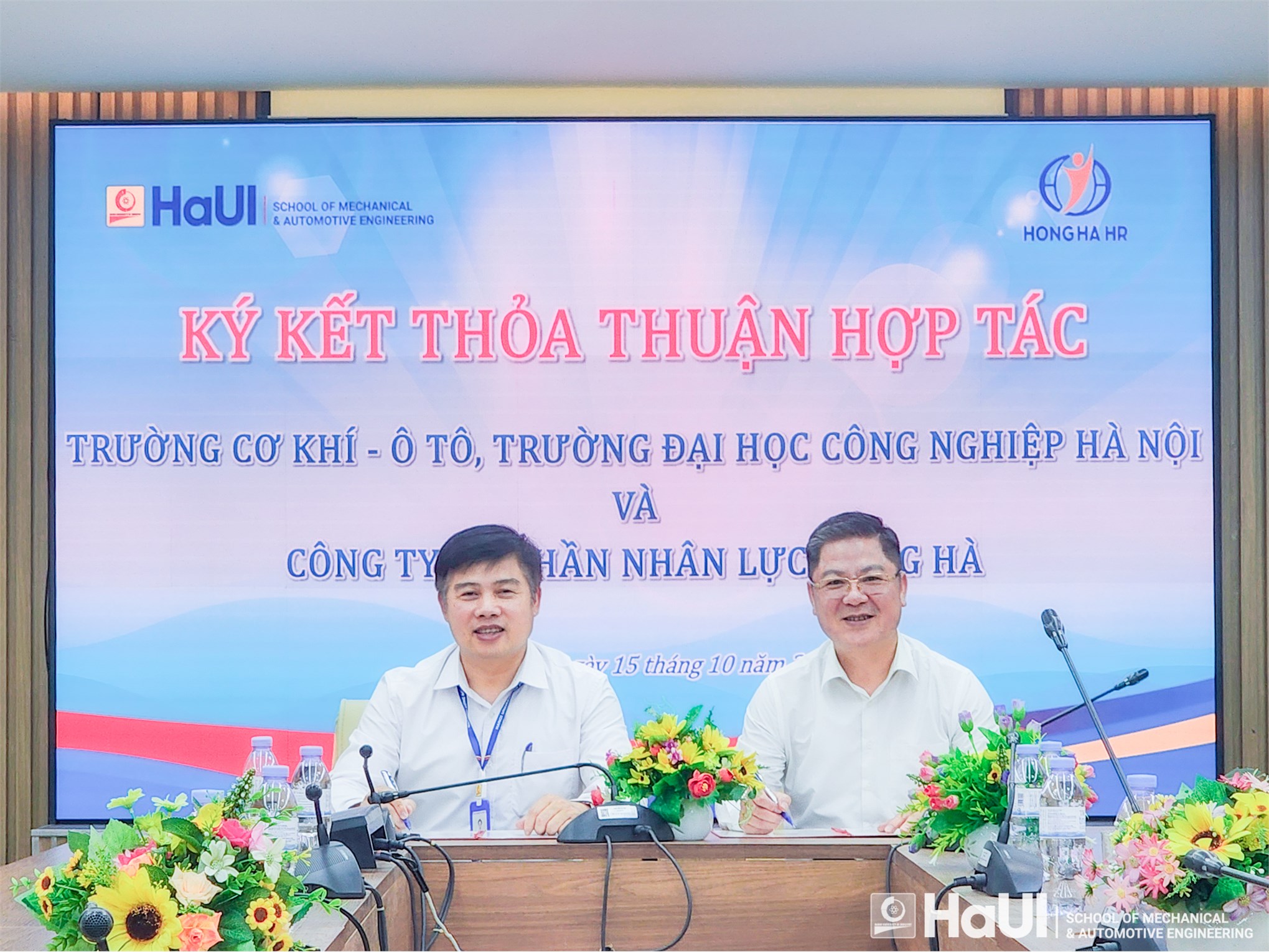 Ký kết hợp tác giữa Trường Cơ khí – Ô tô và Công ty Cổ phần Nhân lực Hồng Hà: Nâng tầm chất lượng nguồn nhân lực quốc tế
