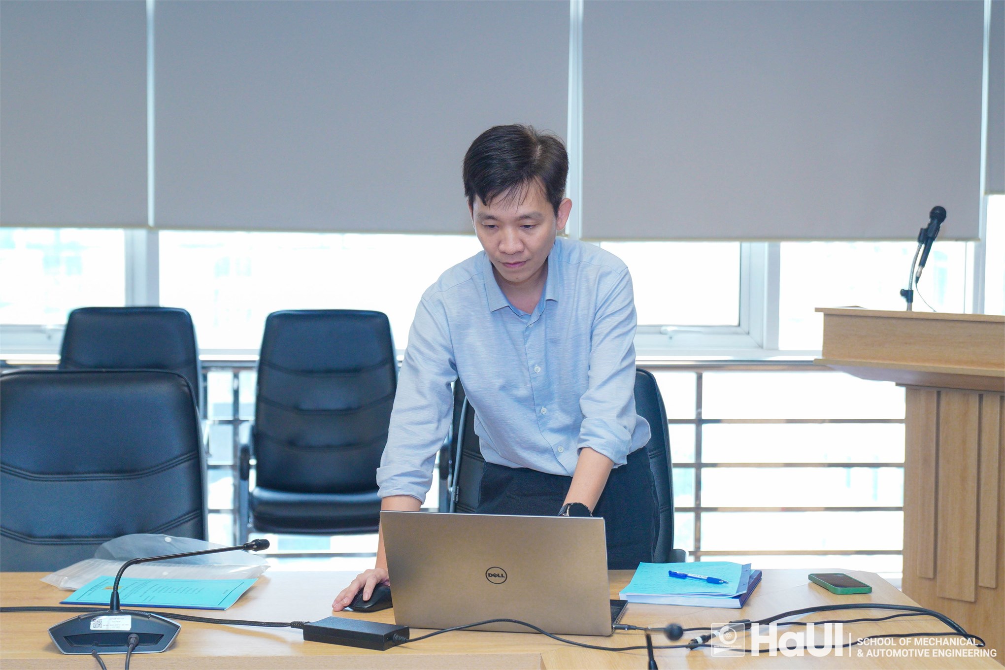 Nghiệm thu thành công đề tài nghiên cứu khoa học cấp trường: “Nghiên cứu giải pháp mô phỏng nhằm đánh giá tình trạng mòn của vít ép mùn cưa ứng dụng tại nhà máy than sạch”