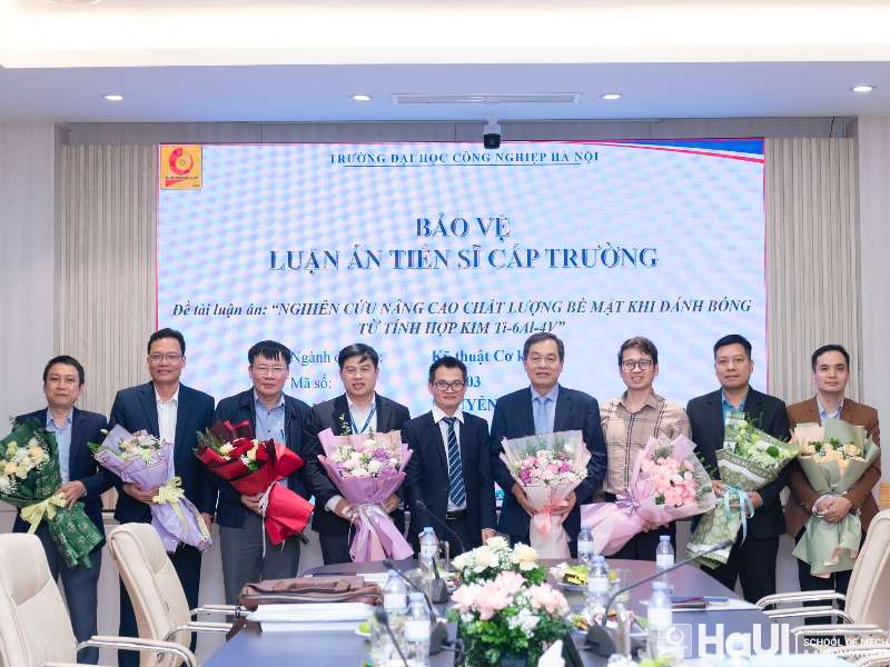 NCS Nguyễn Duy Trinh bảo vệ thành công luận án tiến sĩ cấp Trường