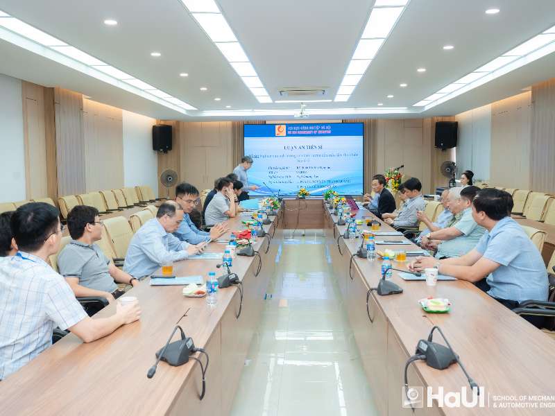 Nghiên cứu sinh Ngô Quang Tạo bảo vệ thành công luận án tiến sĩ cấp đơn vị chuyên môn