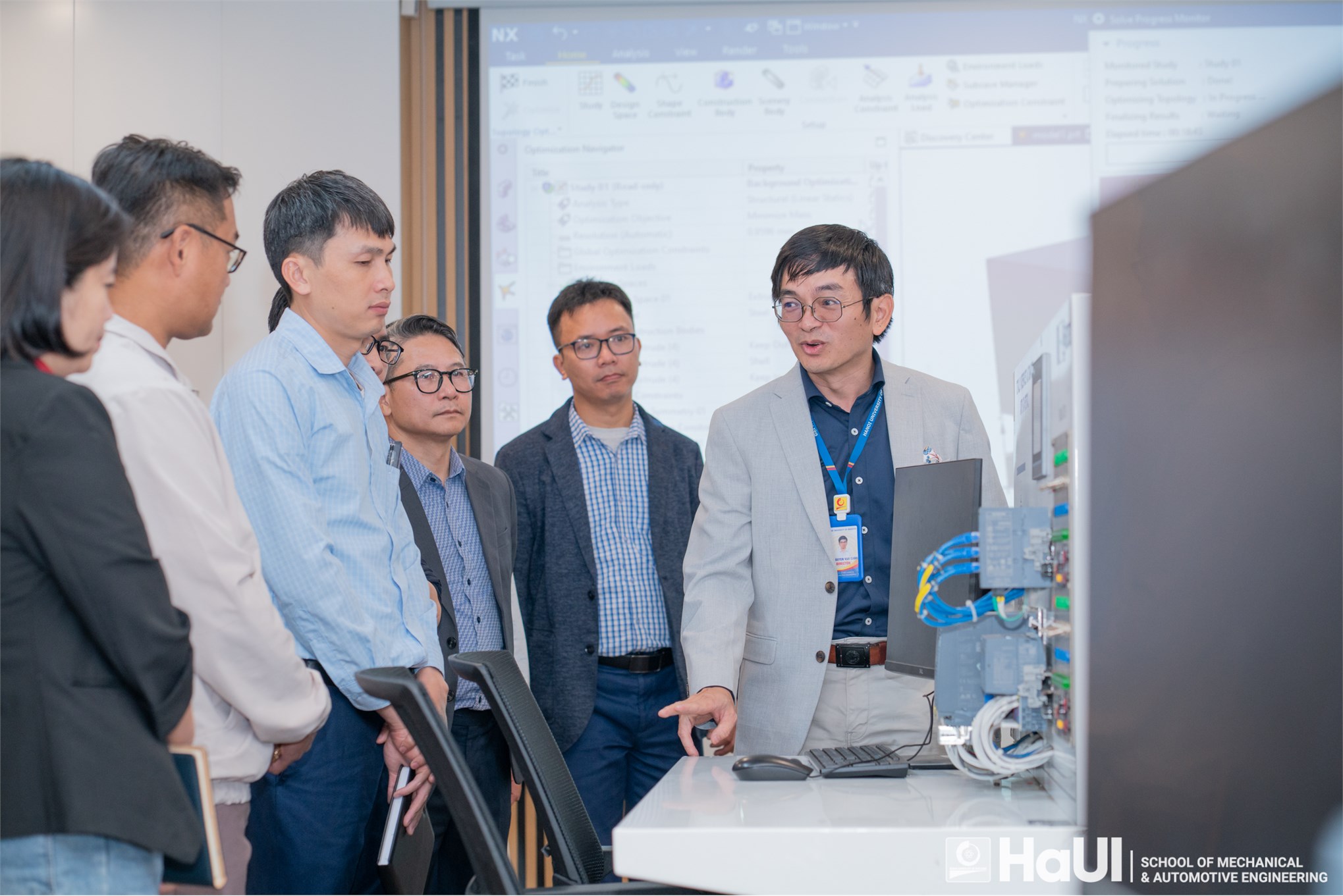 Trường Cơ khí – Ô tô làm việc với Ban Cơ khí thuộc Hiệp hội Công nghiệp Hỗ trợ Việt Nam