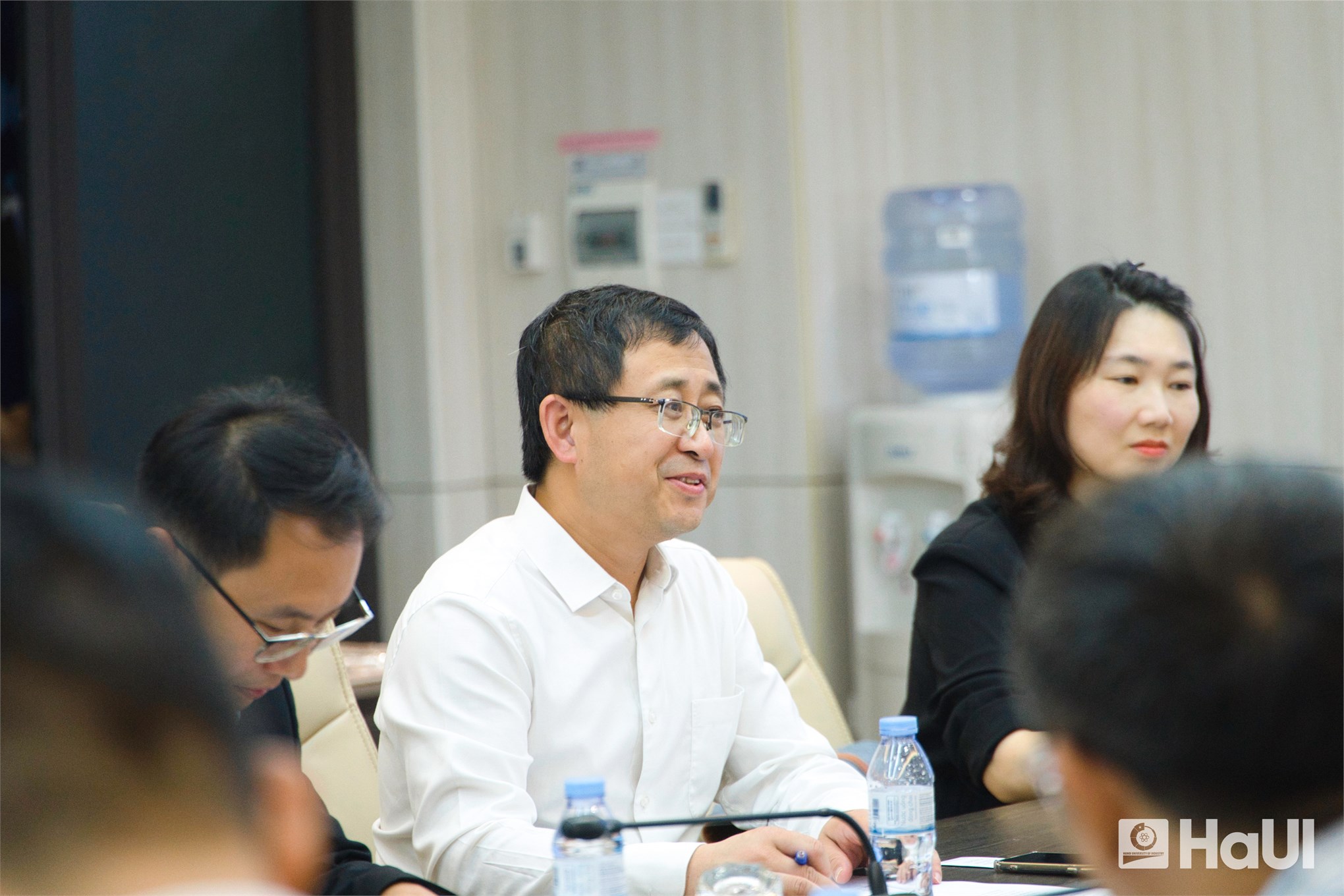 HaUI enhances international collaboration in training for new energy vehicle technology