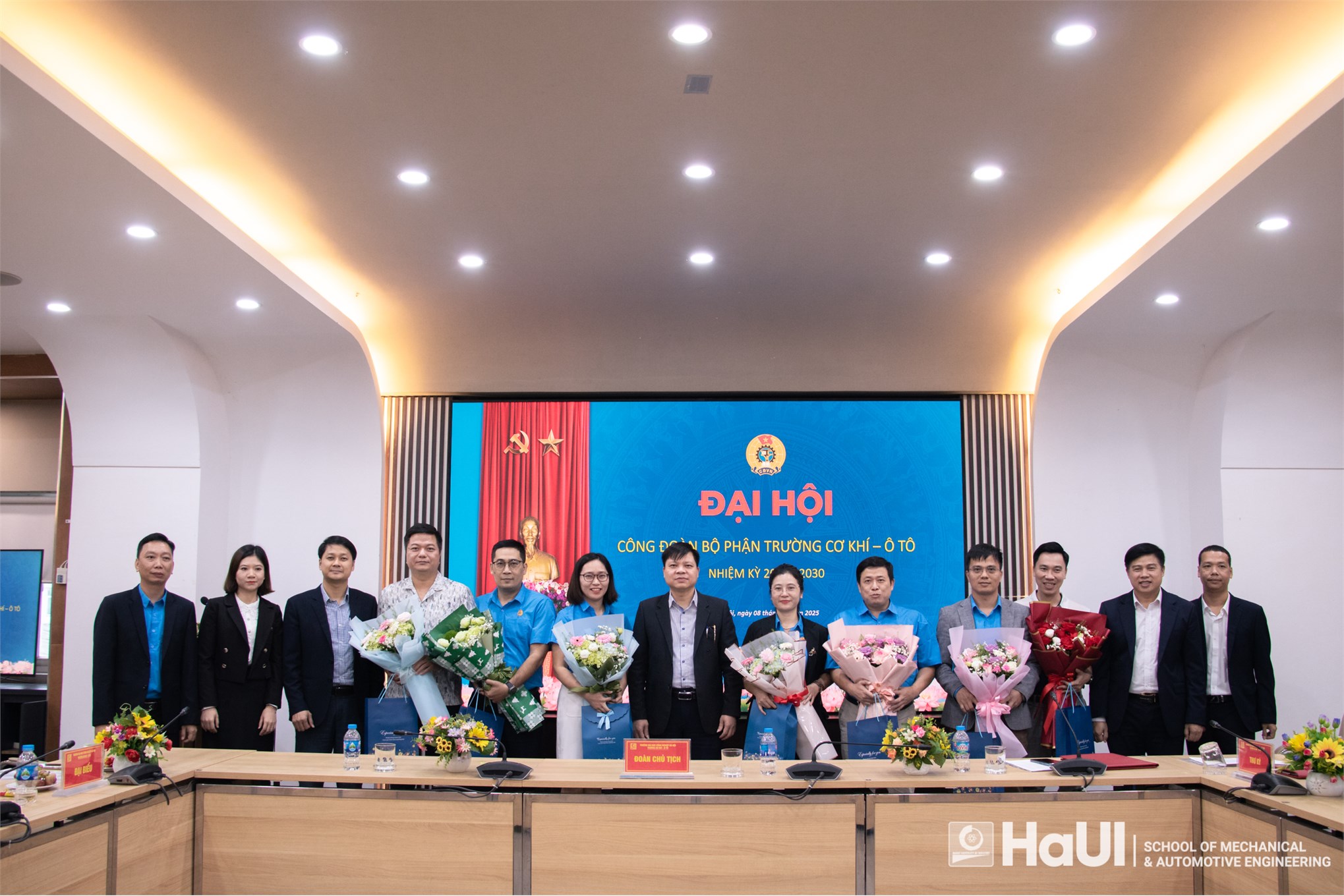 Đại hội Công đoàn bộ phận Trường Cơ khí – Ô tô, nhiệm kỳ 2025-2030: Tiên phong cùng Nhà trường xây dựng đội ngũ vững mạnh và Đại học đổi mới sáng tạo