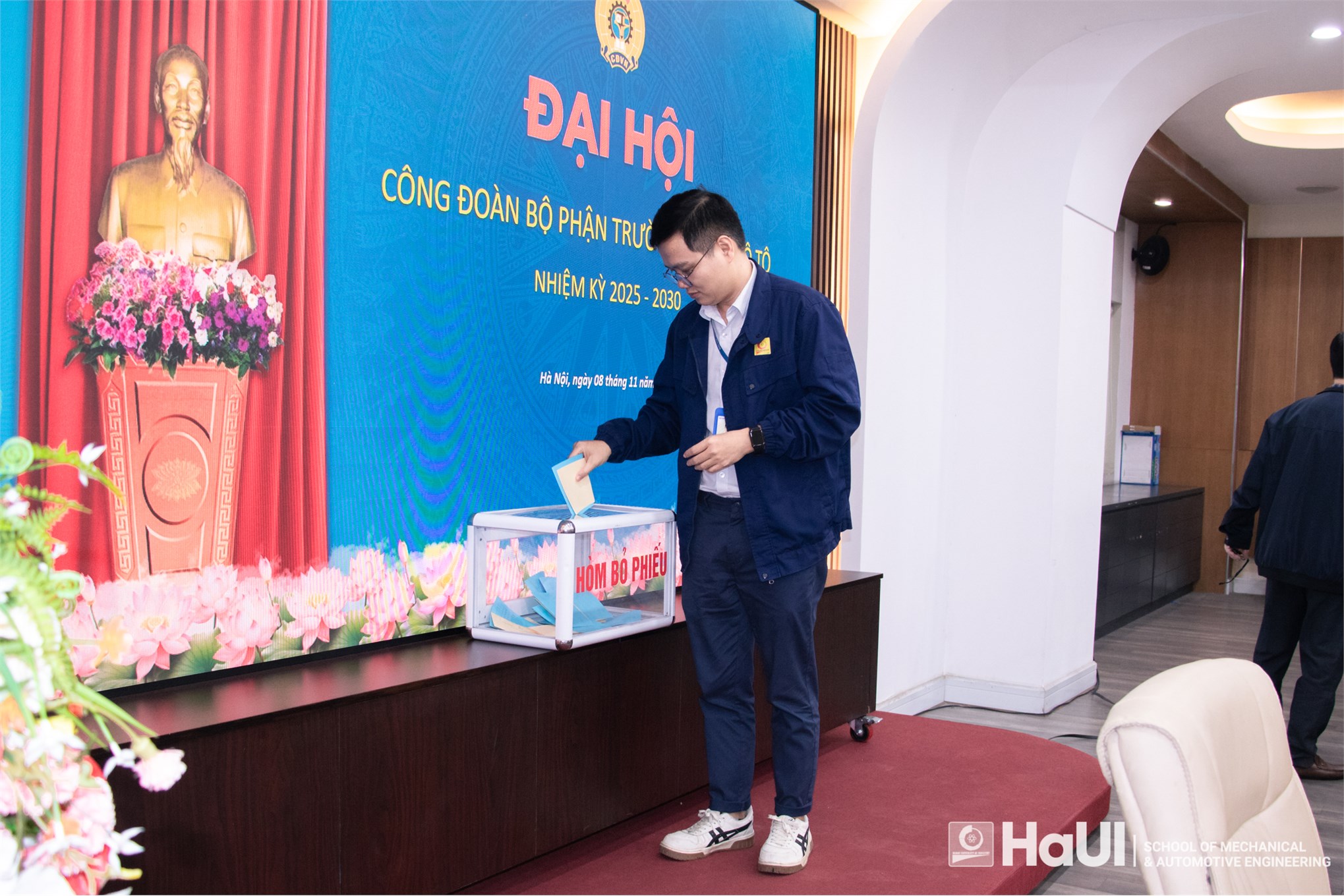 Đại hội Công đoàn bộ phận Trường Cơ khí – Ô tô, nhiệm kỳ 2025-2030: Tiên phong cùng Nhà trường xây dựng đội ngũ vững mạnh và Đại học đổi mới sáng tạo