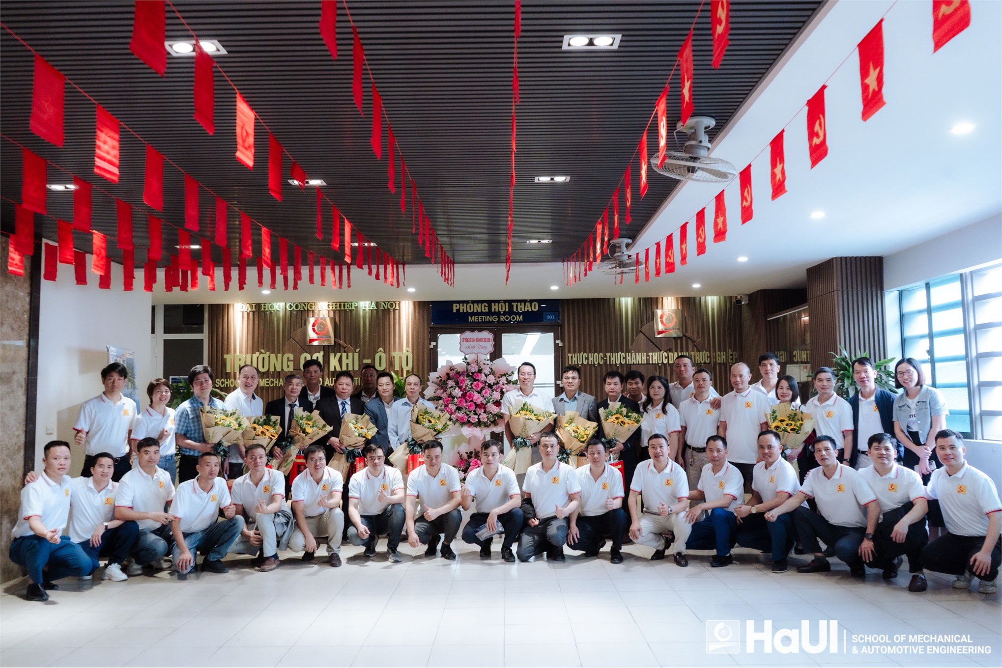 Cựu sinh viên lớp Động lực 2, Khóa 4 - 20 năm ngày trở về!