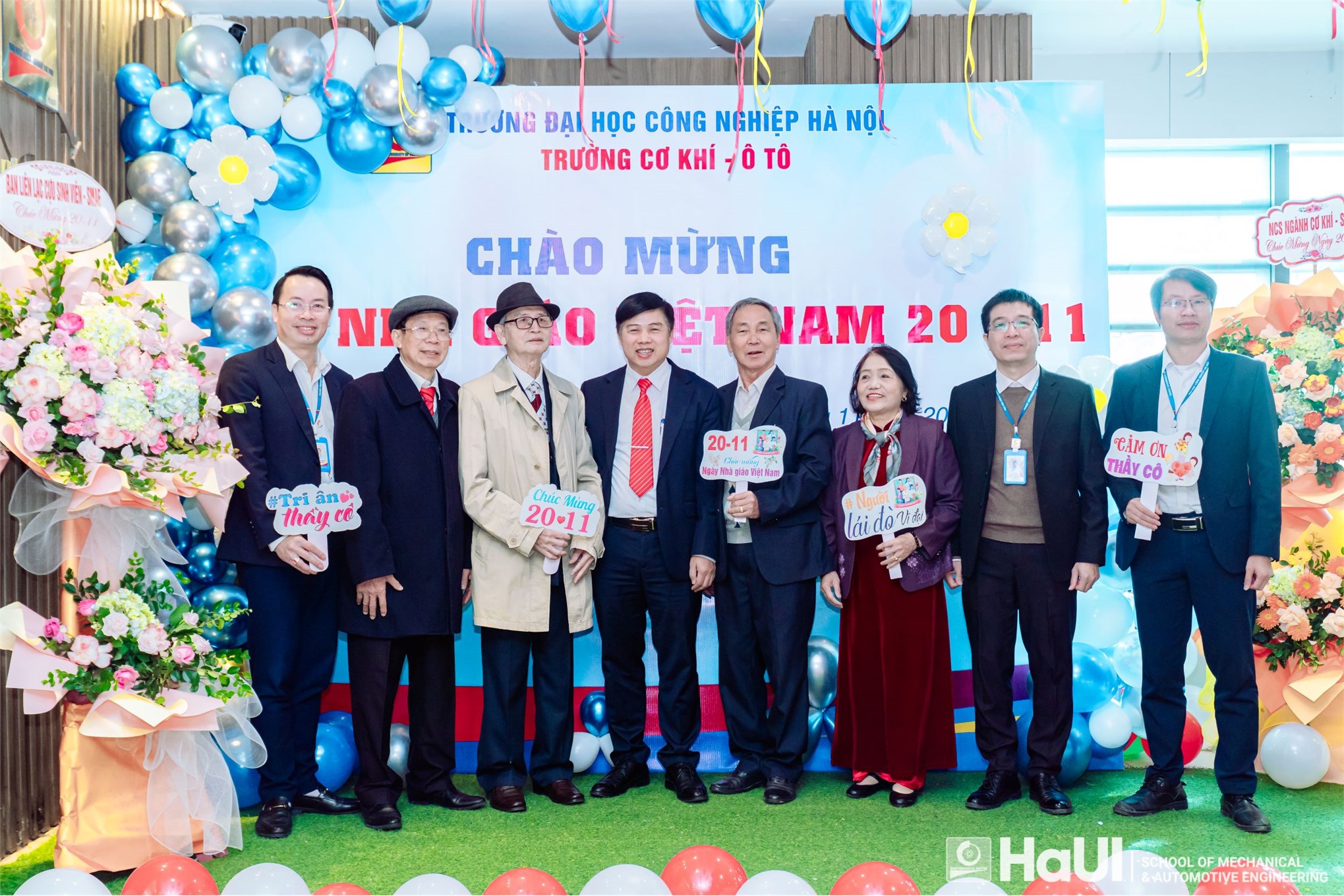 Trường Cơ khí – Ô tô chào mừng ngày Nhà giáo Việt Nam 20/11, tôn vinh và phát huy truyền thống