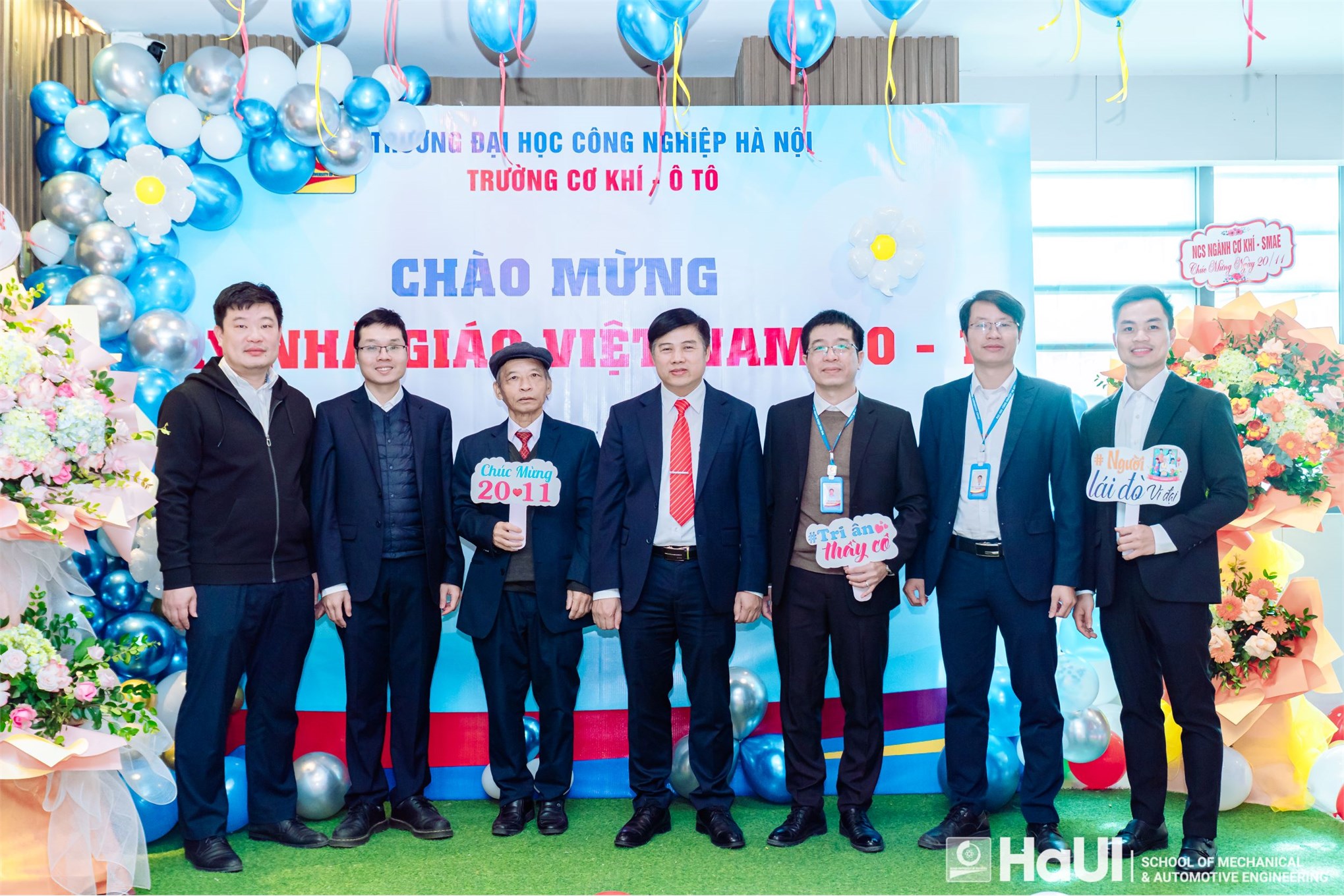 Trường Cơ khí – Ô tô chào mừng ngày Nhà giáo Việt Nam 20/11, tôn vinh và phát huy truyền thống