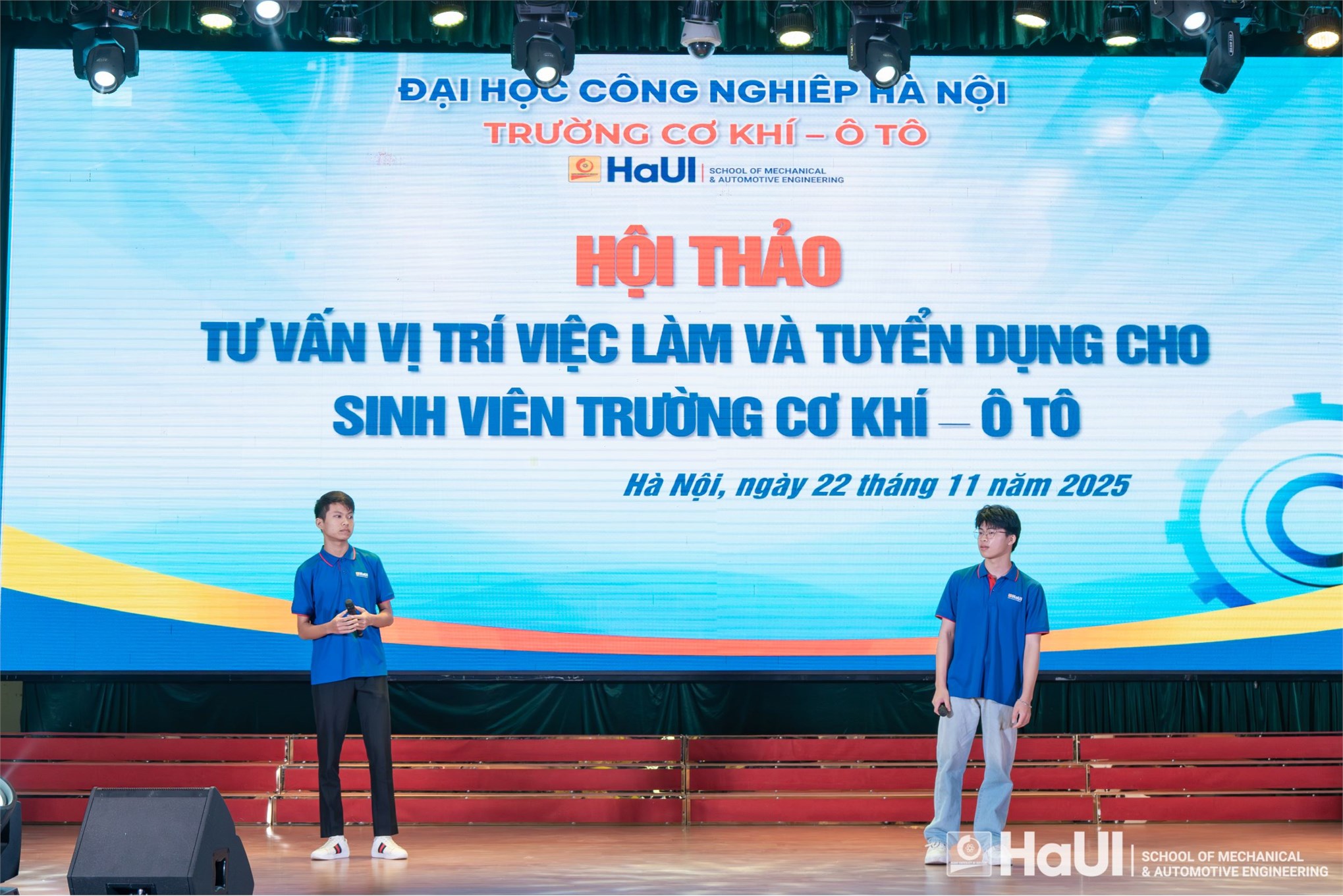 Hội thảo tư vấn vị trí việc làm và tuyển dụng cho sinh viên Trường Cơ khí – Ô tô - Kết nối 20 doanh nghiệp với hơn 1500 sinh viên