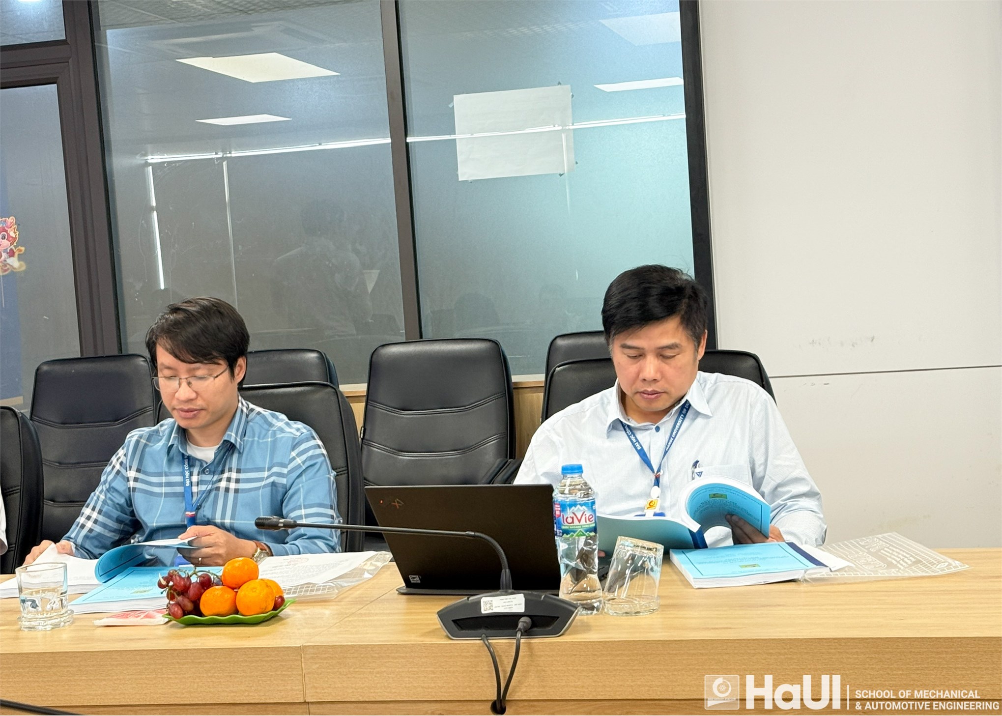 Nghiệm thu đề tài nghiên cứu khoa học cấp Trường: “Nghiên cứu, thiết kế và chế tạo robot di động làm việc trong môi trường ngoài trời sử dụng hệ thống định vị đa cảm biến”