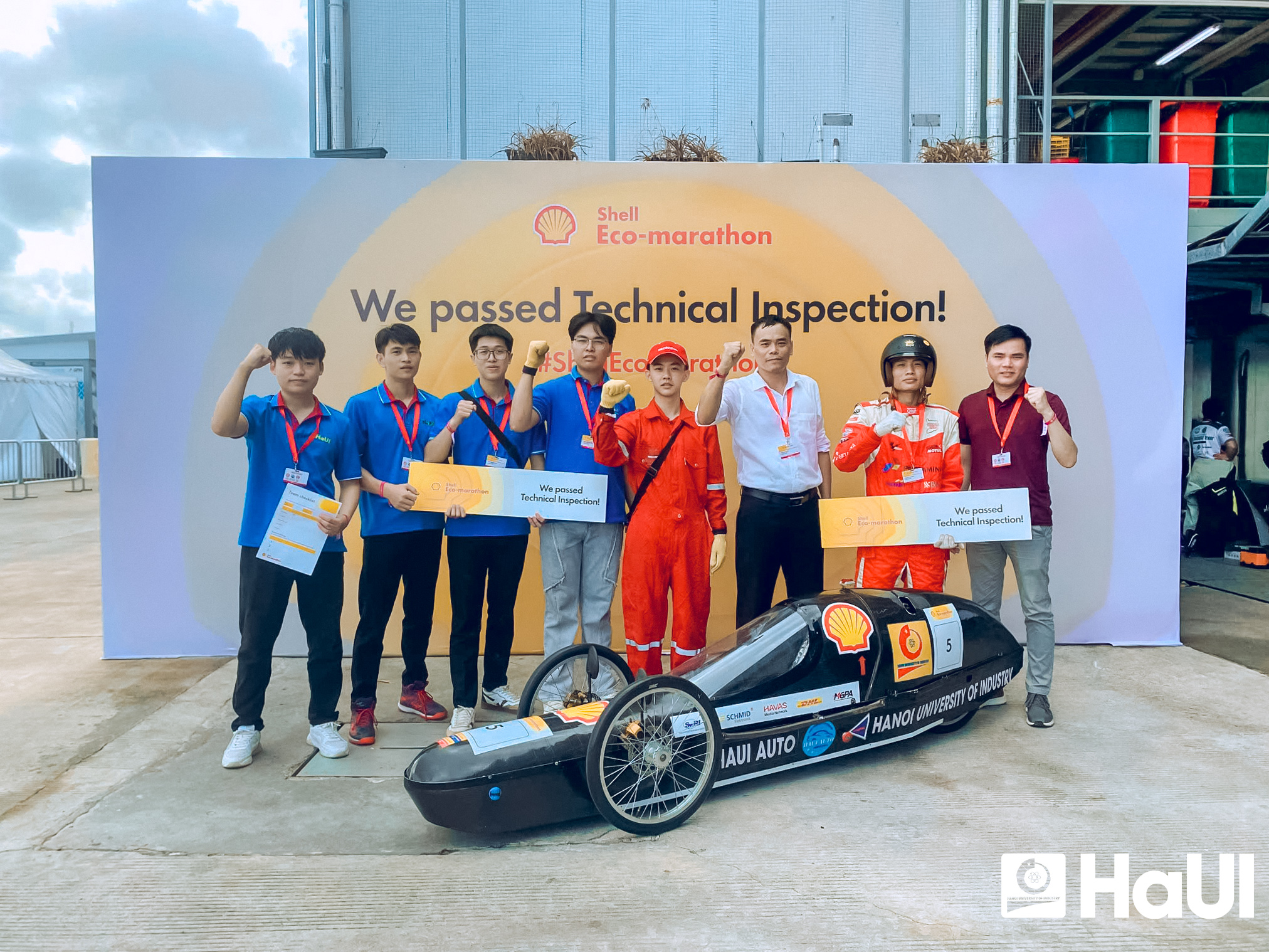 Người thầy thầm lặng phía sau những thành công của đội thi Lái xe tiết kiệm nhiên liệu