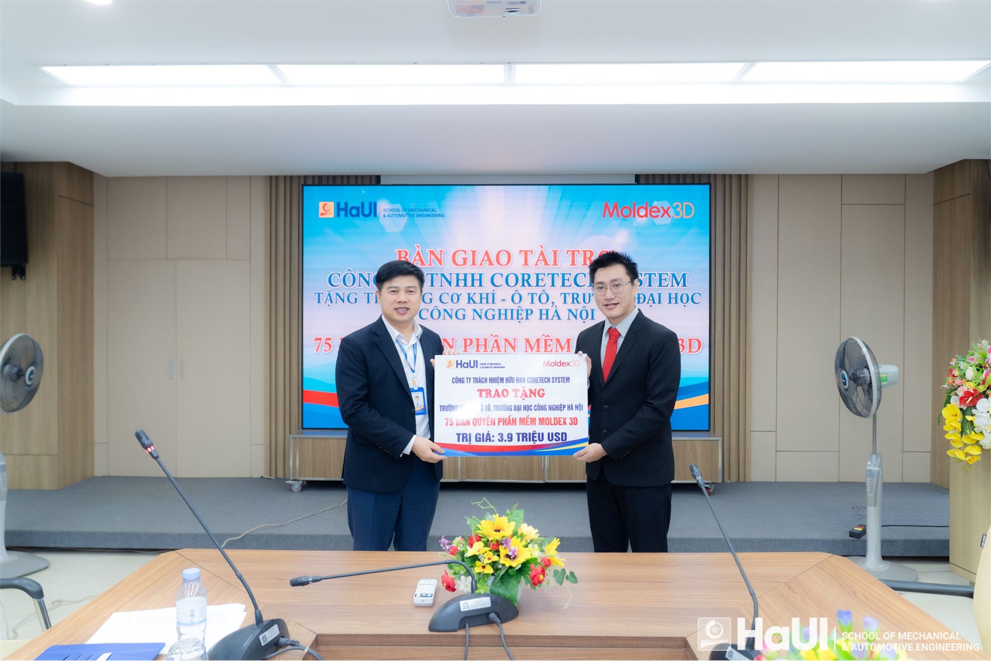 School of Mechanical and Automotive Engineering received Moldex3D software sponsorship from Coretech System Co., Ltd with the value being 3.9 million dollars