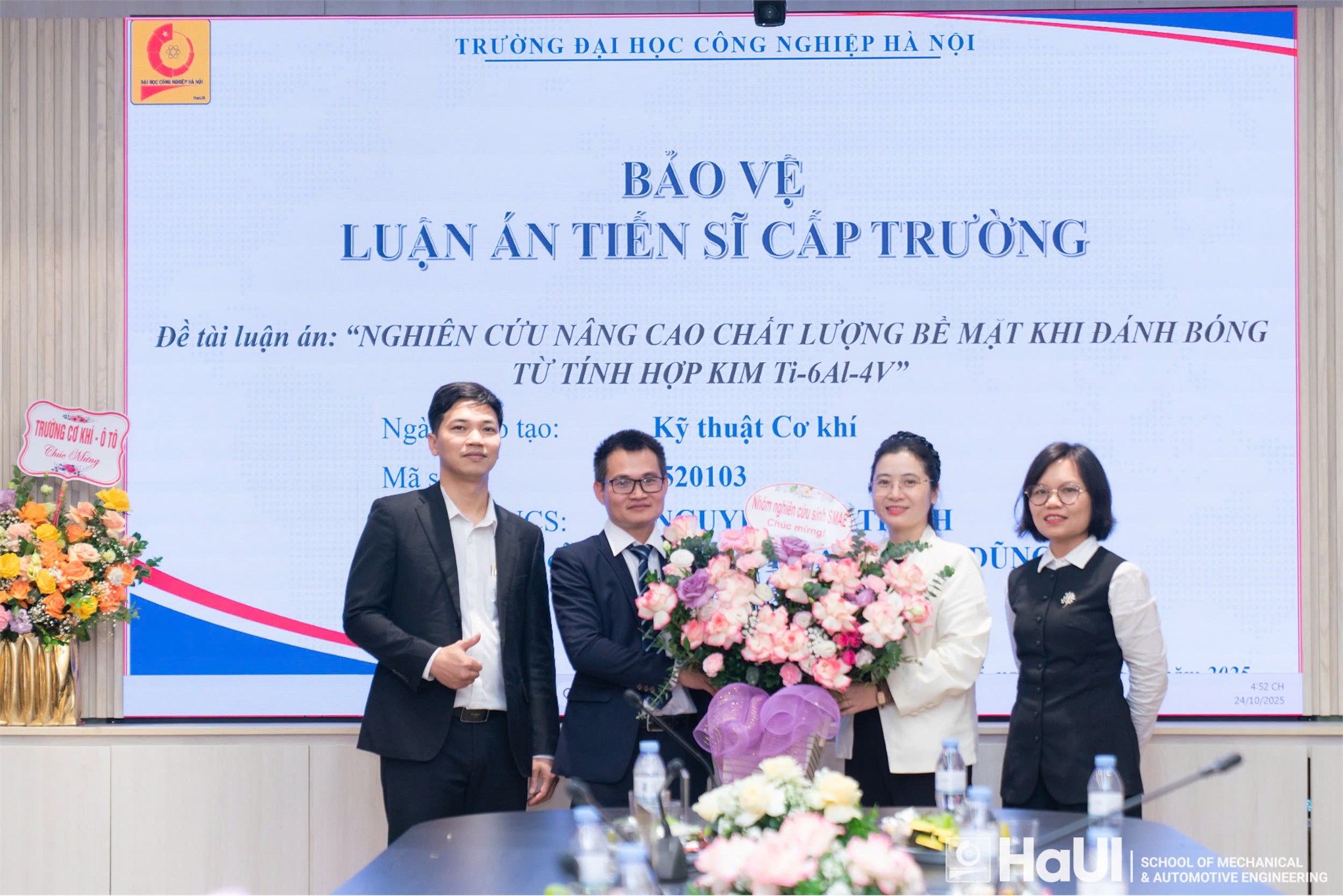 PhD candidate Nguyen Duy Trinh successfully defended the university-level doctoral dissertation