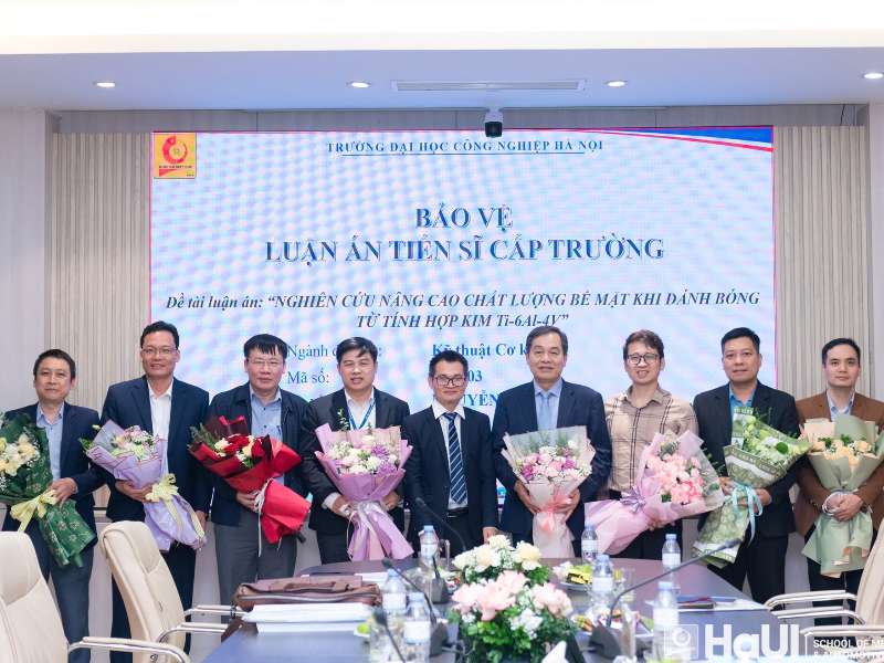 PhD candidate Nguyen Duy Trinh successfully defended the university-level doctoral dissertation