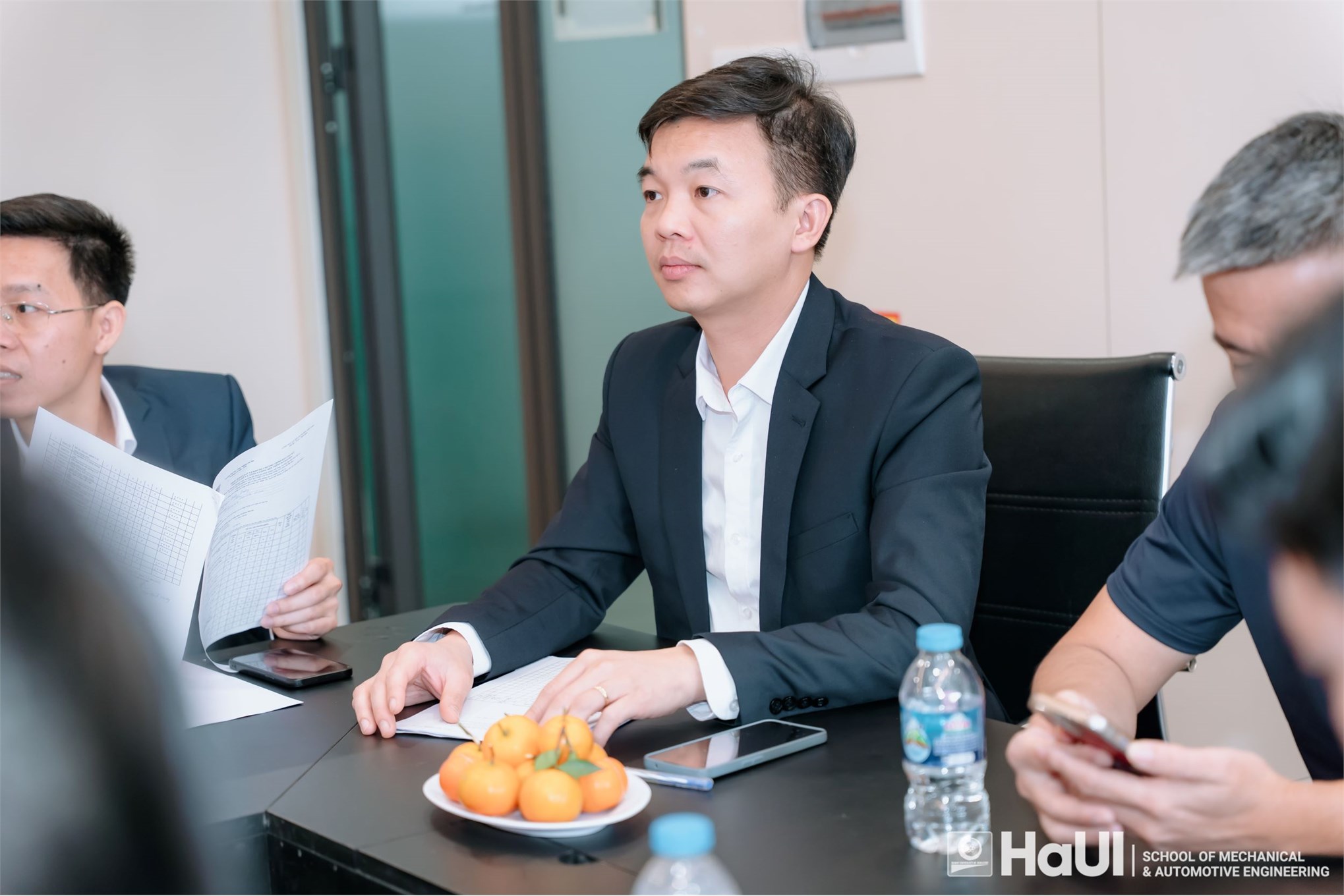 Họp Ban cố vấn doanh nghiệp các chương trình đào tạo năm học 2025 – 2026 tại Trường Cơ khí – Ô tô