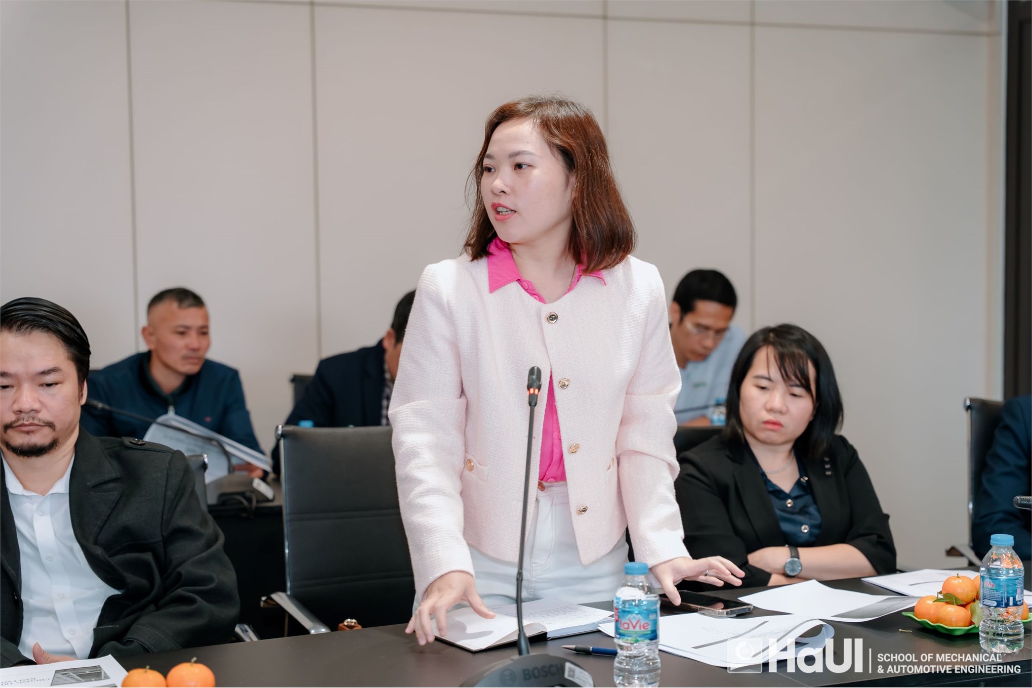 Hội thảo lấy ý kiến xây dựng chương trình đào tạo kỹ thuật ô tô trình độ thạc sĩ tại Trường Cơ khí - Ô tô