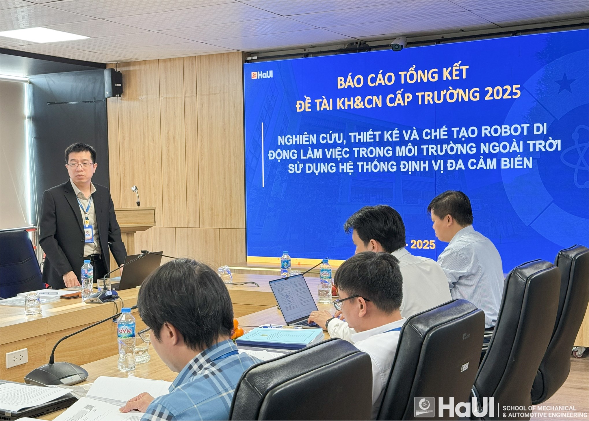 Evaluation and Acceptance of University-Level Research Project: “Research, Design, and Fabrication of an Outdoor Mobile Robot Using a Multi-Sensor Localization System”