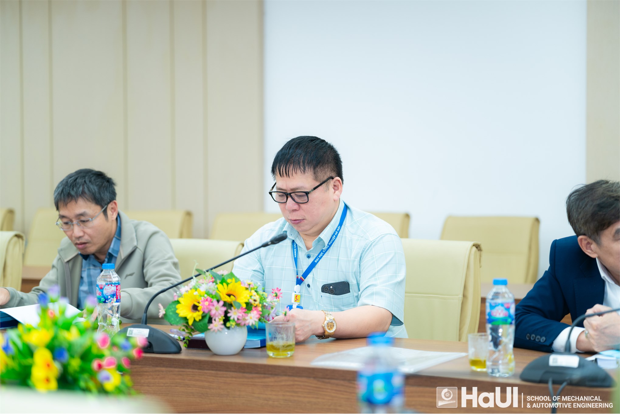 Nghiệm thu đề tài cấp trường: “Thiết kế, chế tạo mô hình động cơ ô tô sử dụng 2 nhiên liệu xăng - khí và hệ thống thu thập các thông số làm việc phục vụ công tác đào tạo”