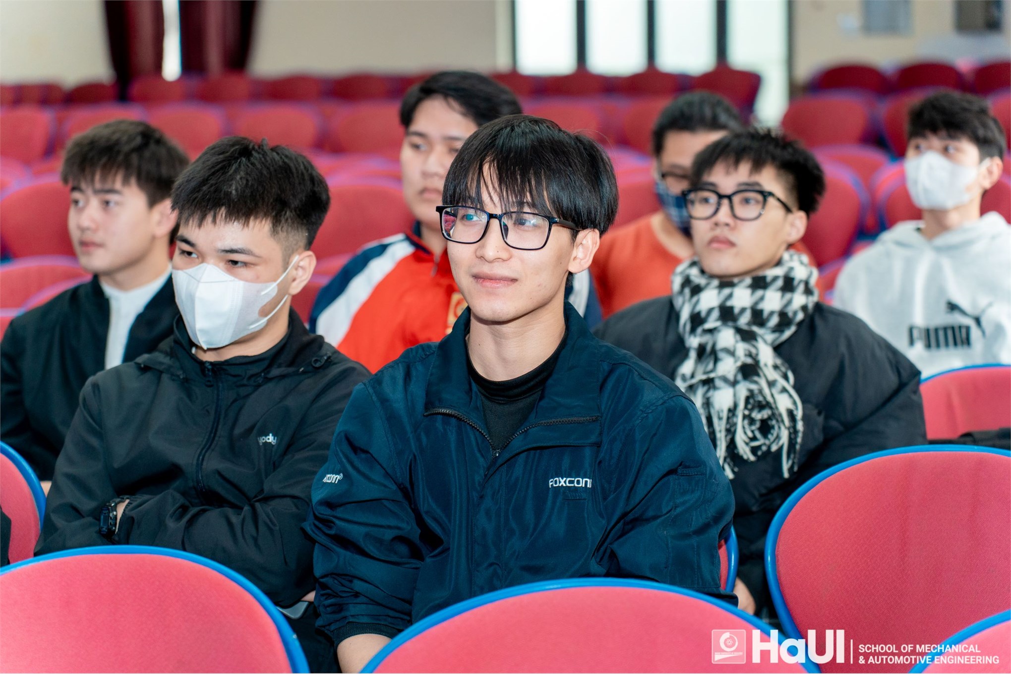 Tập huấn phương pháp nghiên cứu khoa học cho sinh viên Trường Cơ khí – Ô tô năm học 2025-2026