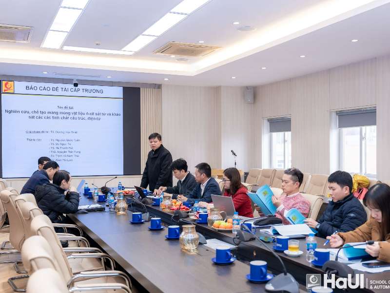 Nghiệm thu đề tài nghiên cứu khoa học cấp Trường về nghiên cứu vật liệu màng mỏng trong công nghệ cao