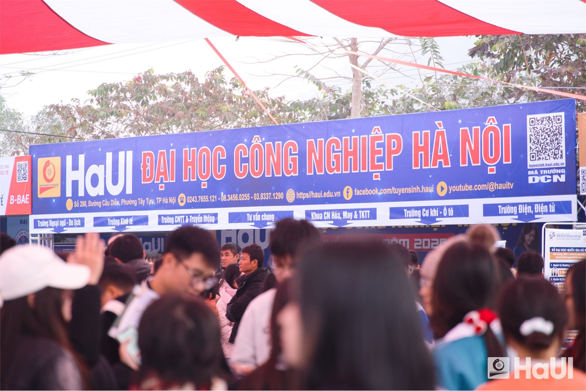 Trường Cơ khí – Ô tô, HaUI tham gia tư vấn tuyển sinh – hướng nghiệp năm 2026 tại Phú Thọ và Ninh Bình