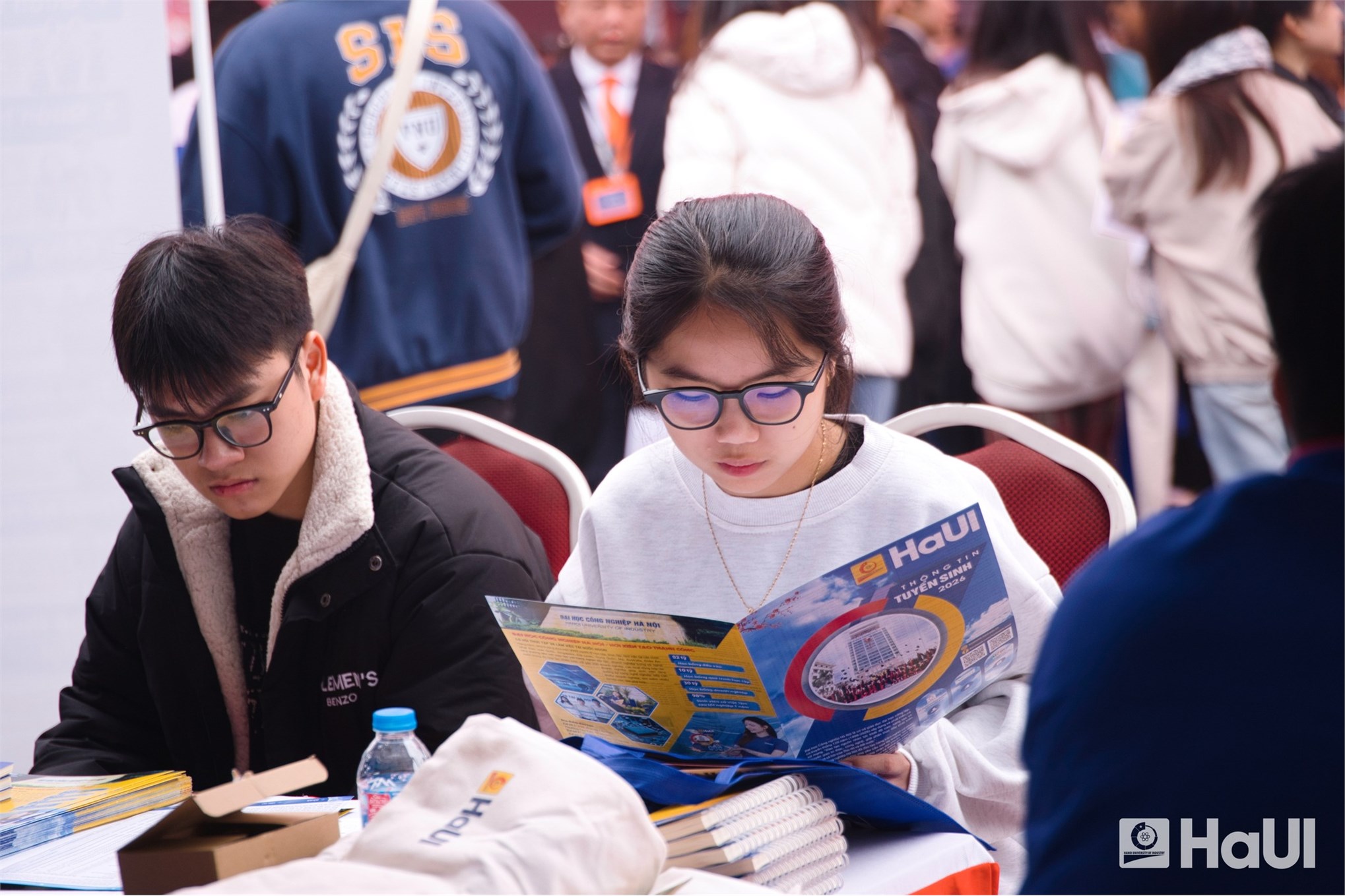 Trường Cơ khí – Ô tô, HaUI tham gia tư vấn tuyển sinh – hướng nghiệp năm 2026 tại Phú Thọ và Ninh Bình