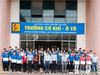 Sẵn sàng cho Olympic Cơ học toàn quốc 2026 - Sinh viên Trường Cơ khí – Ô tô quyết tâm viết tiếp bảng vàng thành tích