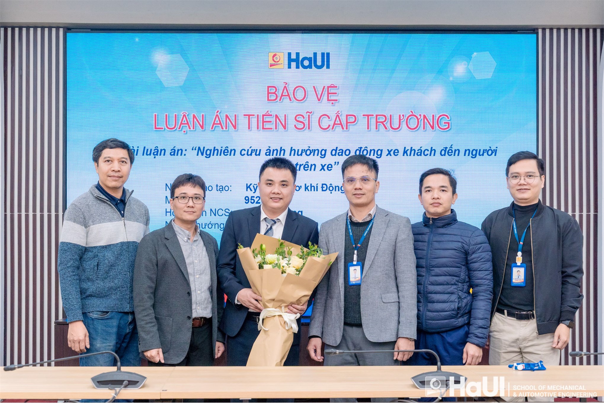 NCS Lê Duy Long bảo vệ thành công luận án tiến sĩ cấp trường