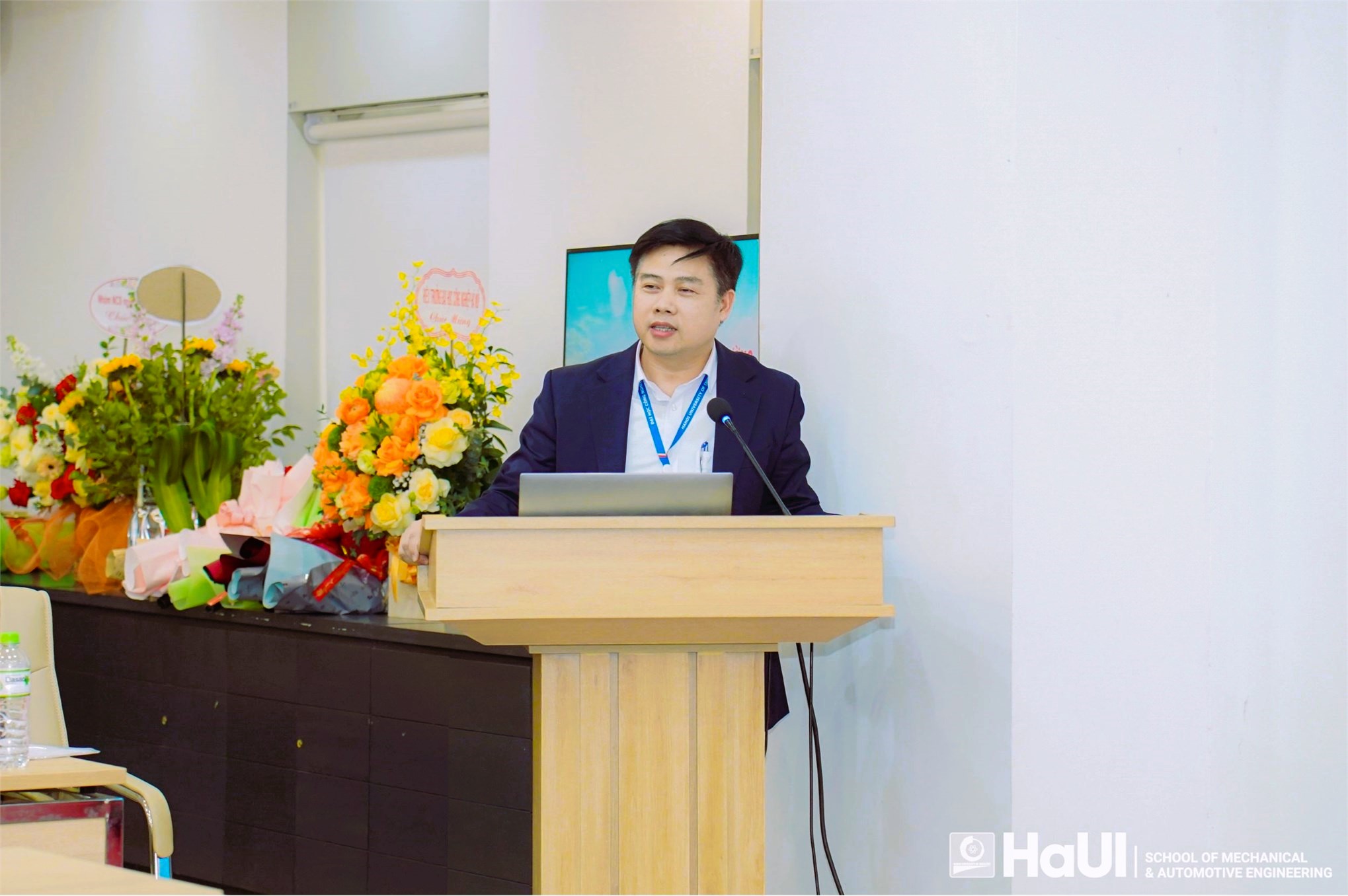 Nghiên cứu sinh Nguyễn Hồng Tiến – Ngành Kỹ thuật Cơ khí bảo vệ thành công Luận án Tiến sĩ