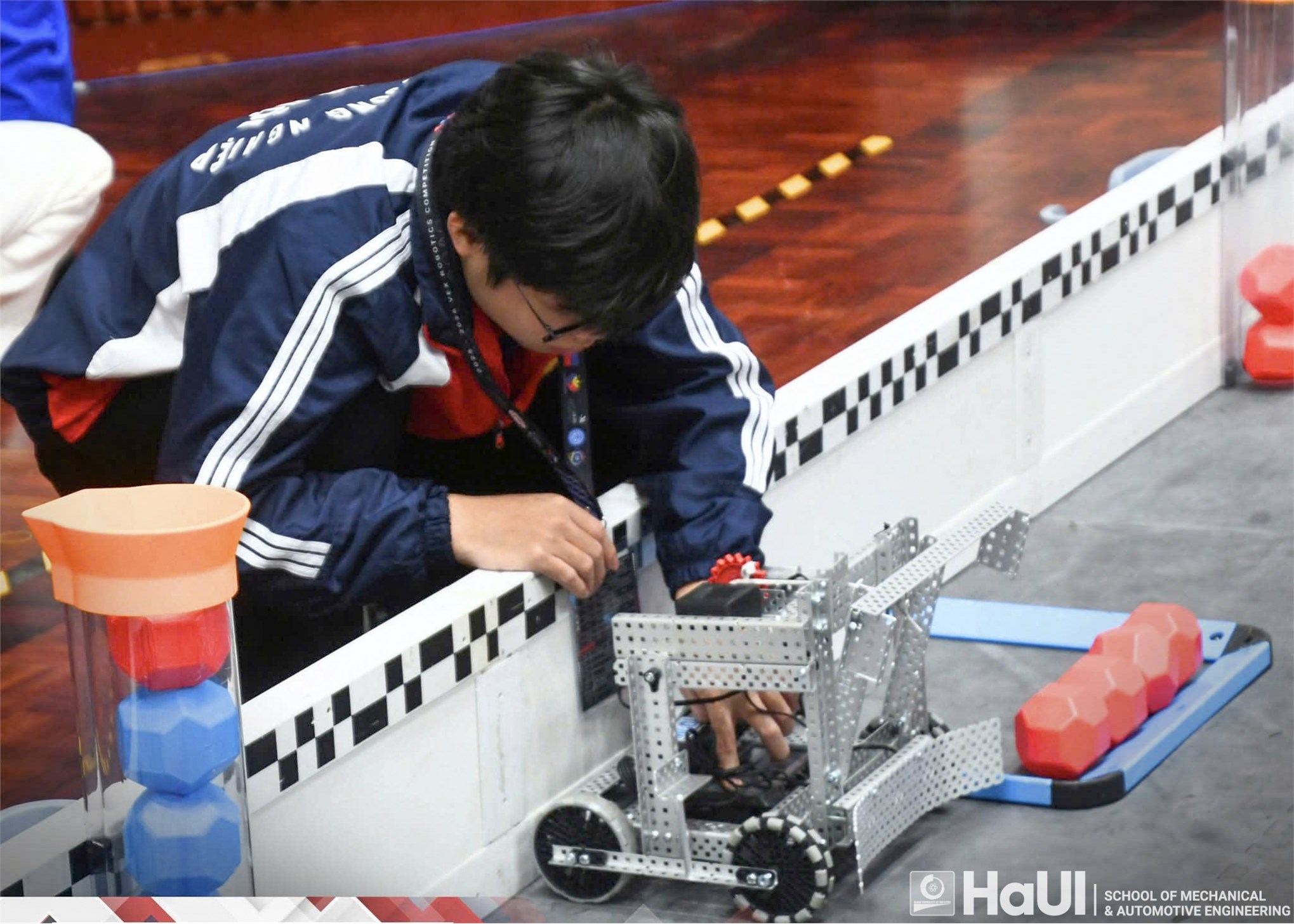 Students of School of Mechanical and Automotive Engineering, HaUI shined at Regional Robotics Competition in the Philippines.