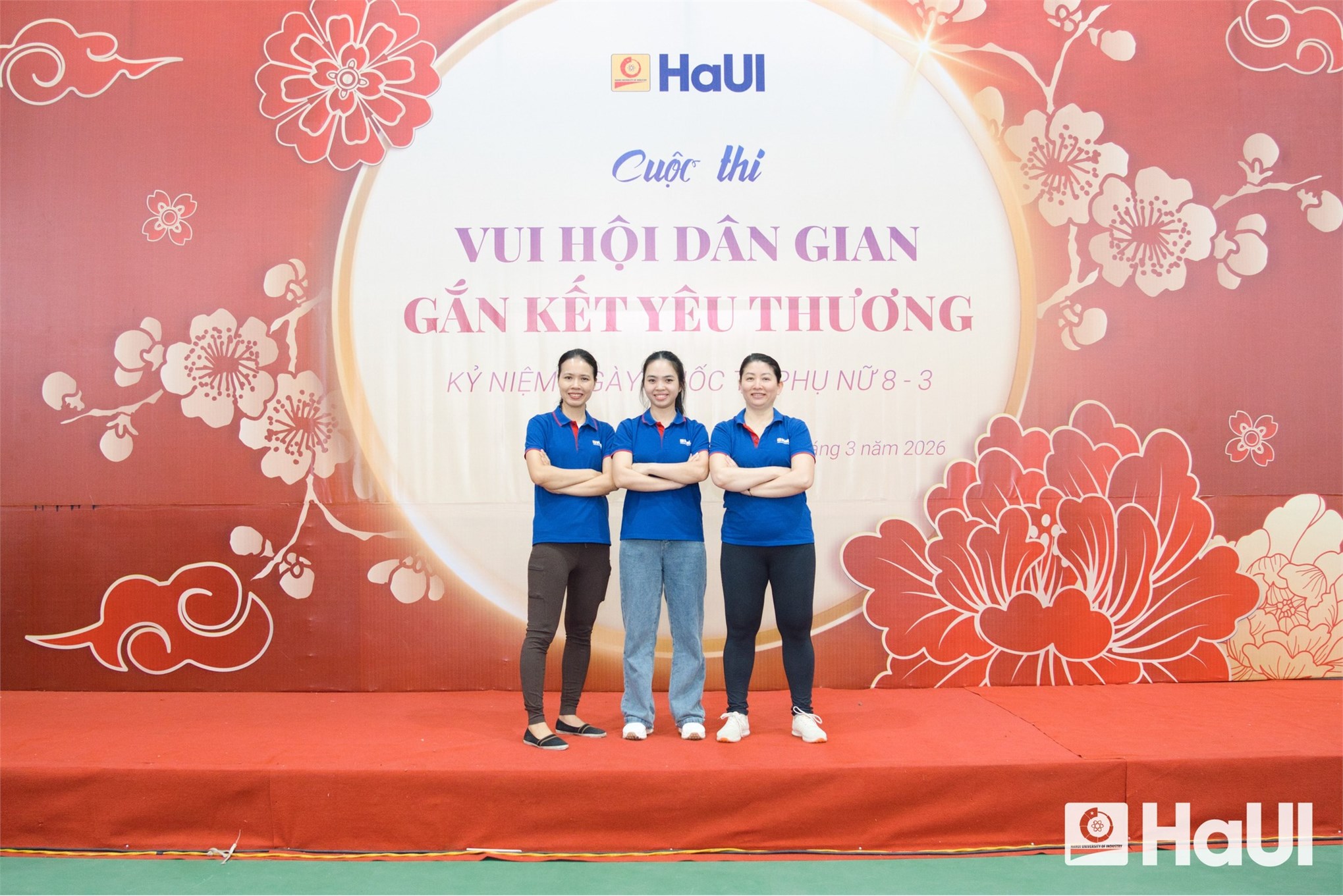 Phái đẹp Trường Cơ khí – Ô tô rạng rỡ trong các hoạt động chào mừng Ngày Quốc tế phụ nữ 8/3