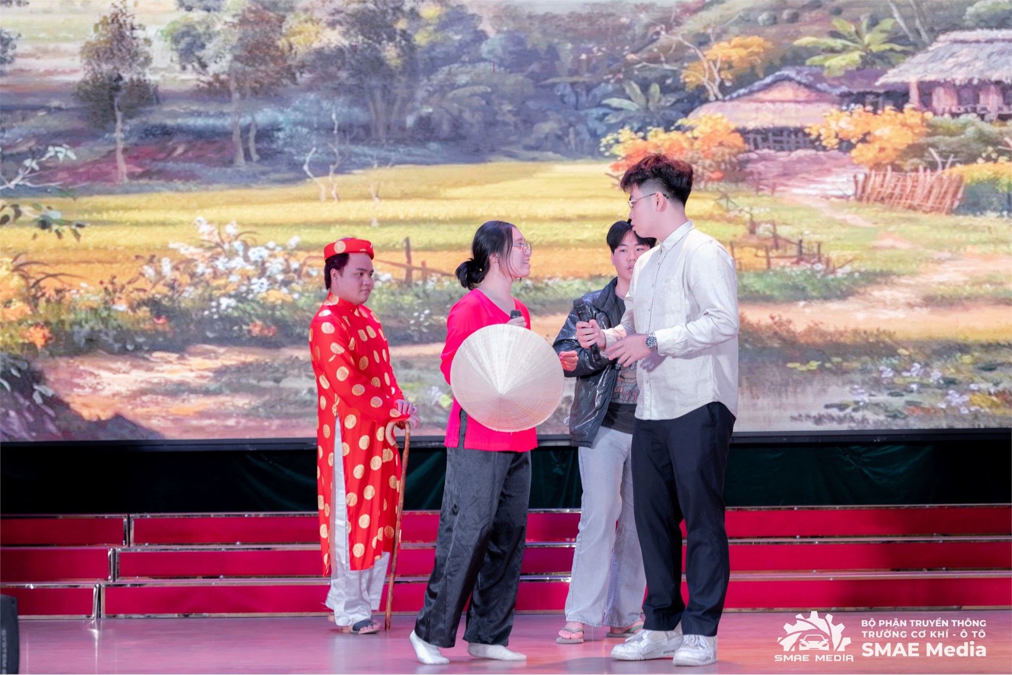 Đội thi Trường Cơ khí – Ô tô thẳng tiến vào chung kết cuộc thi “Lý luận trẻ HaUI”