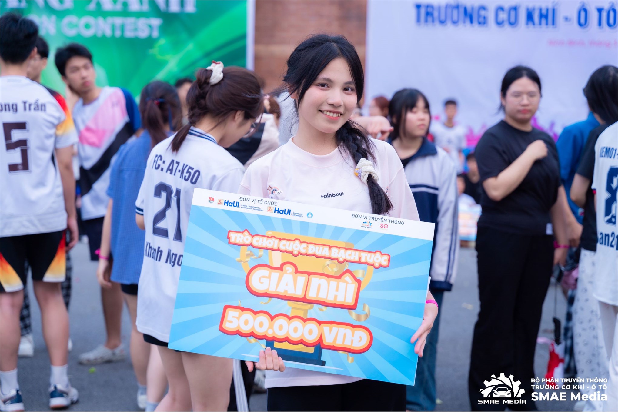 Bùng nổ tại hội thao sinh viên Trường Cơ khí – Ô tô và Trường Kinh tế tại cơ sở Ninh Bình với chuỗi hoạt động chào mừng Tháng thanh niên