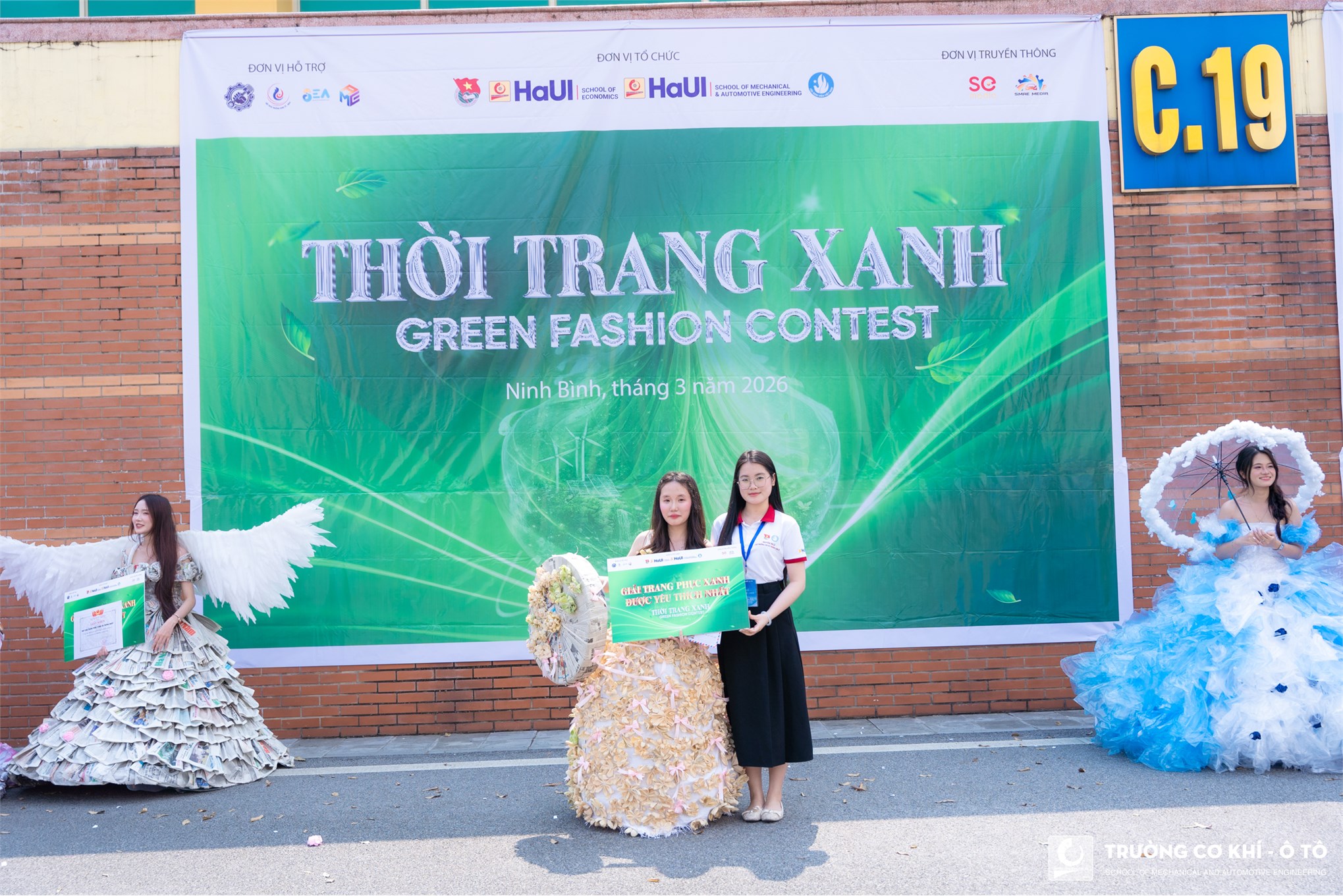 Bùng nổ chuỗi hoạt động chào mừng Tháng thanh niên cho sinh viên Trường Cơ khí – Ô tô và Trường Kinh tế tại cơ sở Ninh Bình